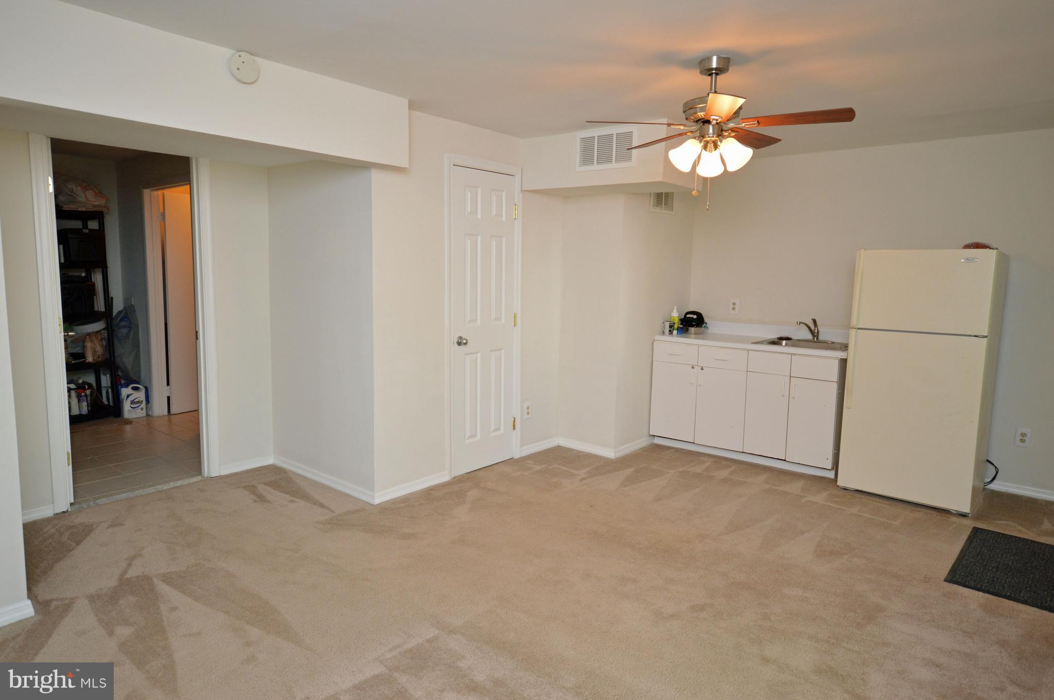 NEWINGTON FOREST - Residential