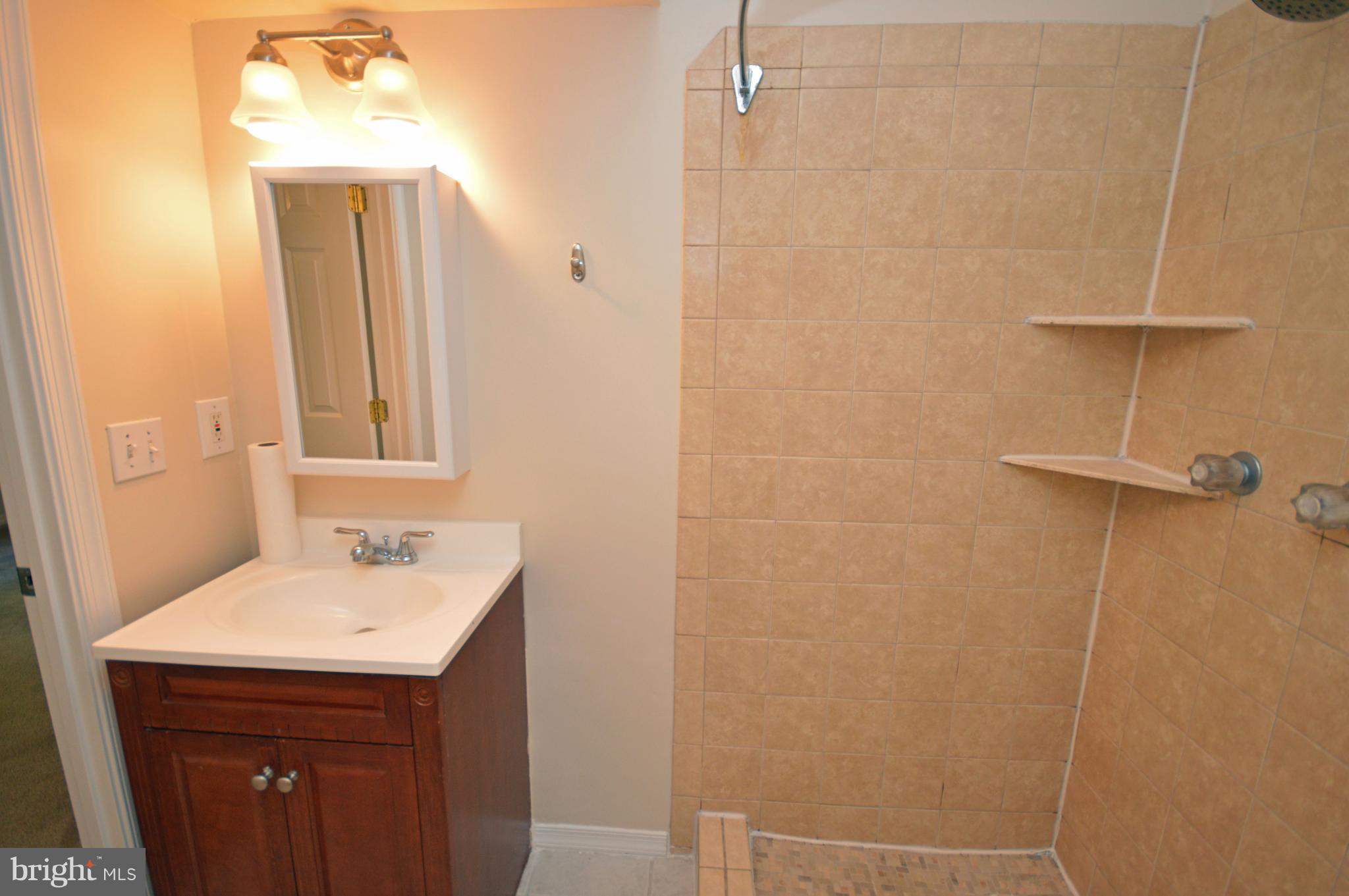 NEWINGTON FOREST - Residential