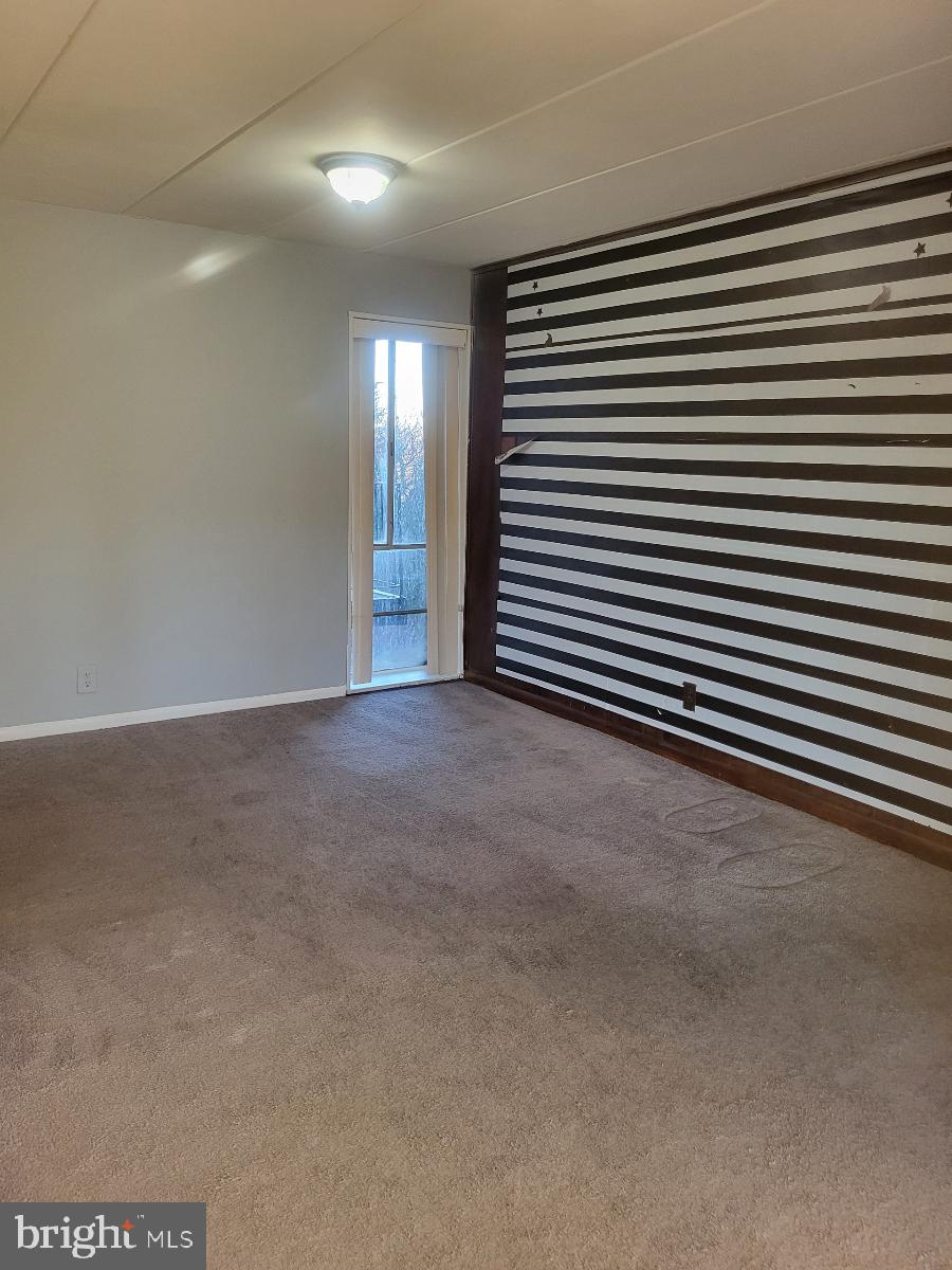 PARKWAY CONDOMINIUMS - Residential