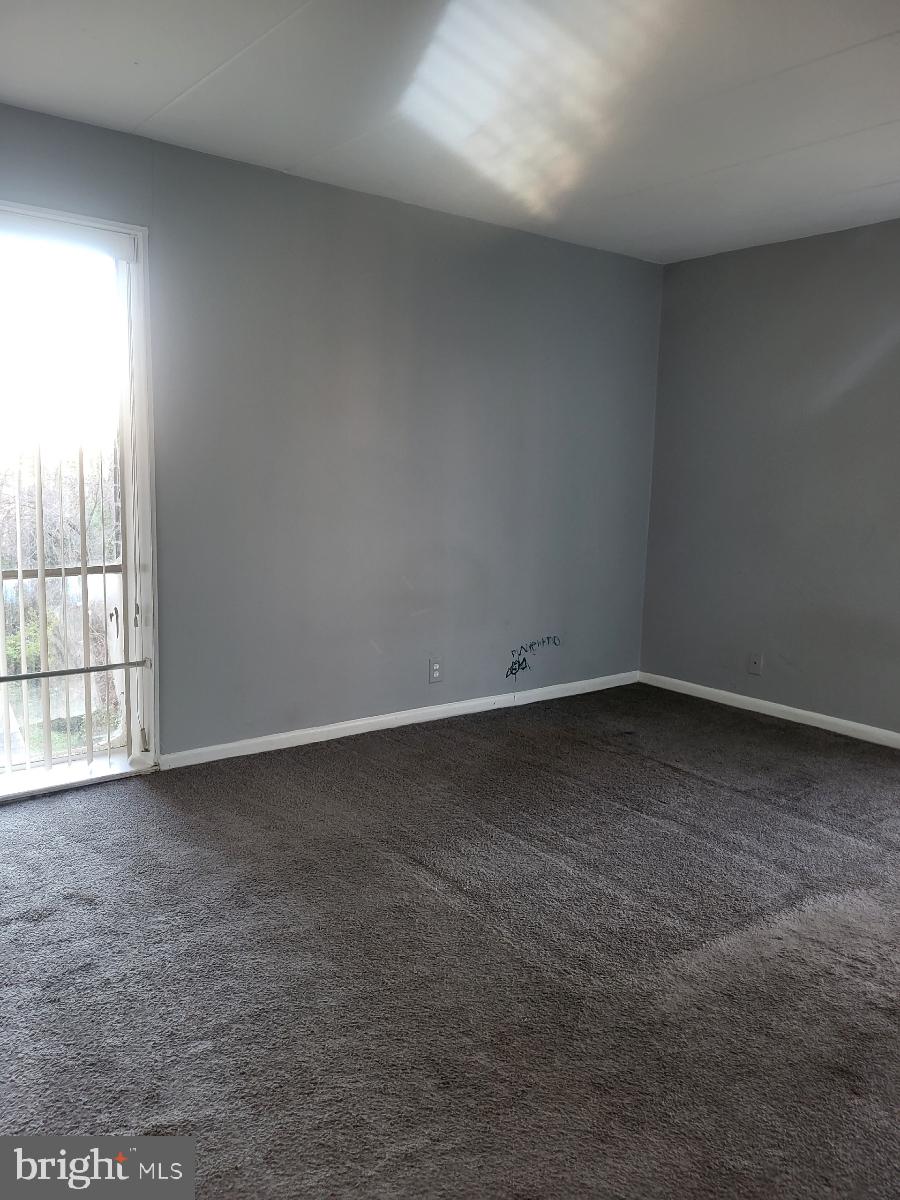 PARKWAY CONDOMINIUMS - Residential