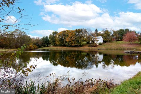 2425 MOUNT VENTUS ROAD MANCHESTER MD 21102