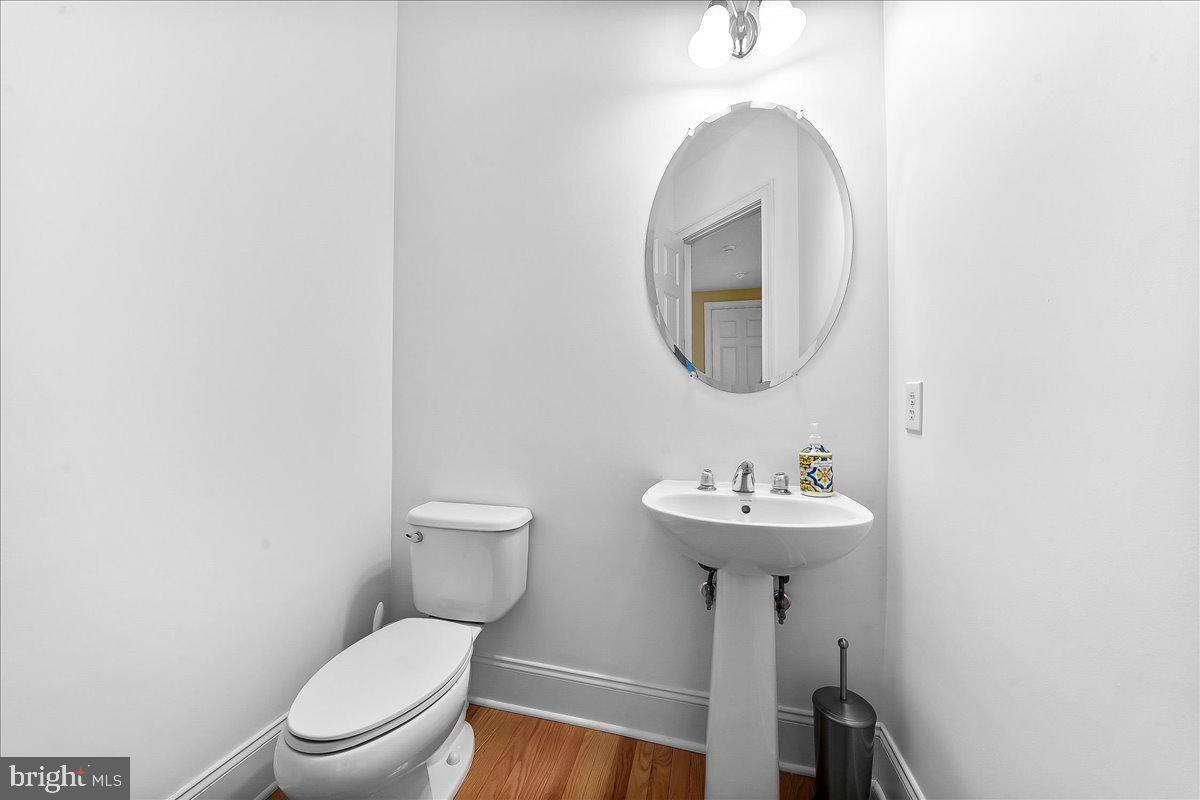 ESTS AT CHADDS FORD - Residential