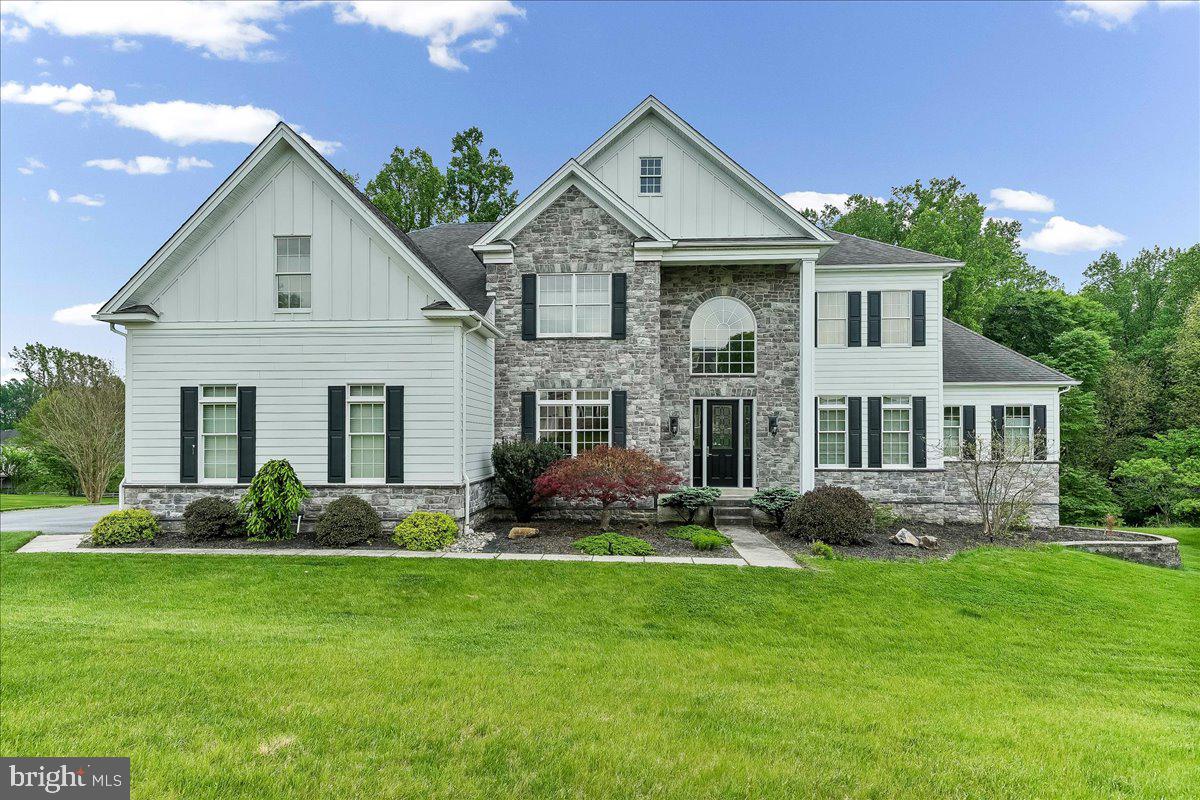 ESTS AT CHADDS FORD - Residential