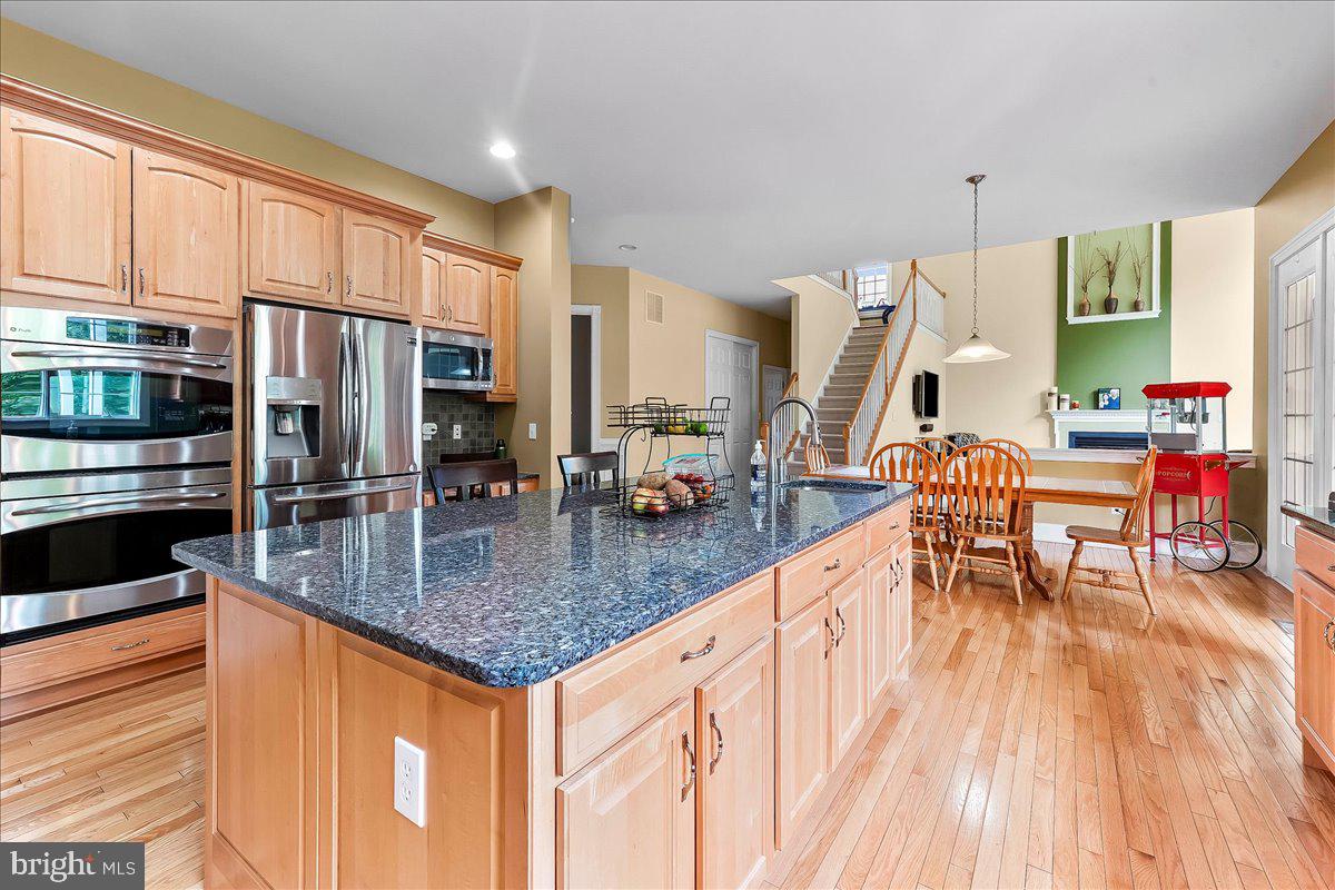 ESTS AT CHADDS FORD - Residential