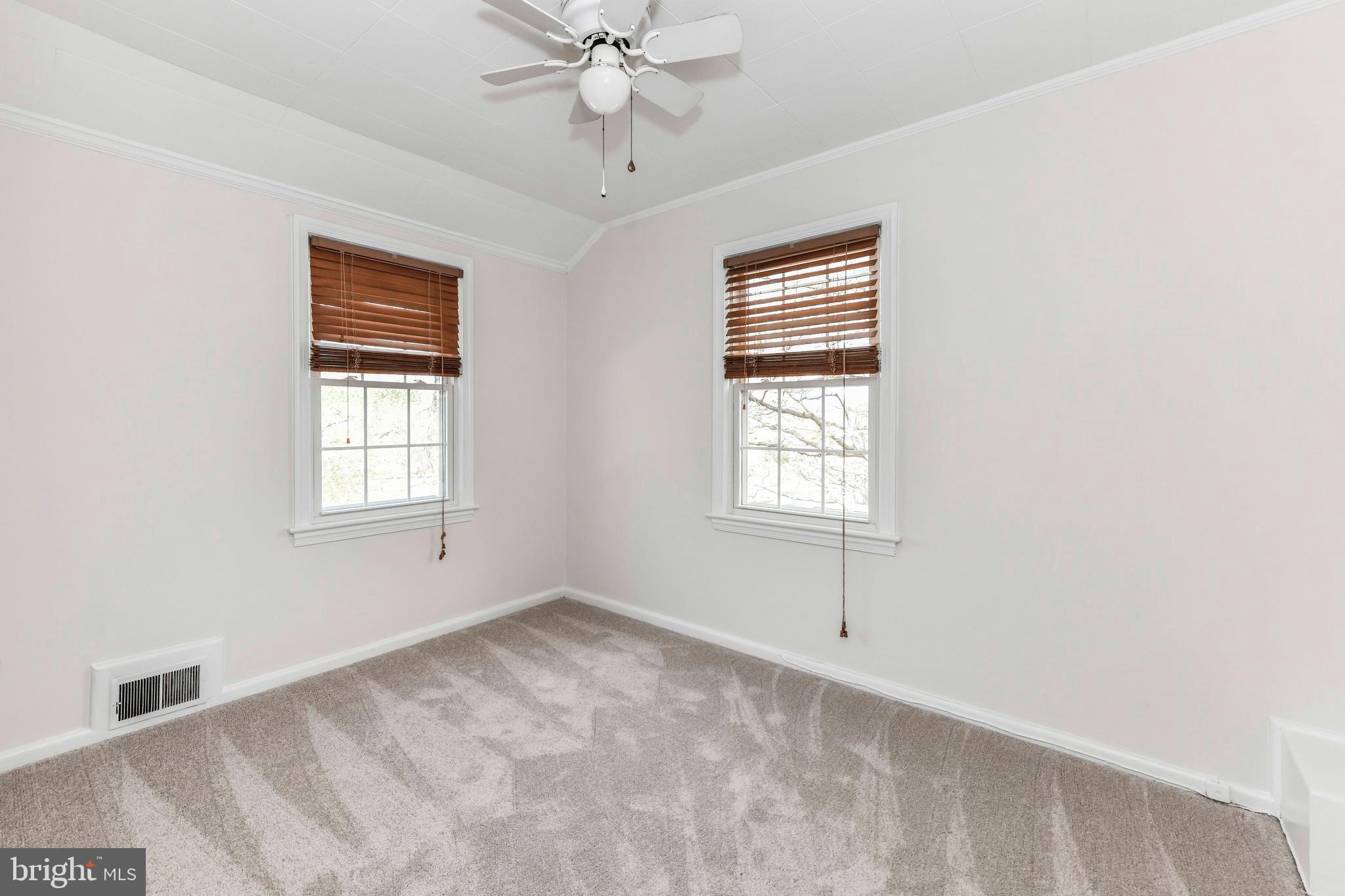 JEFFERSON MANOR - Residential Lease