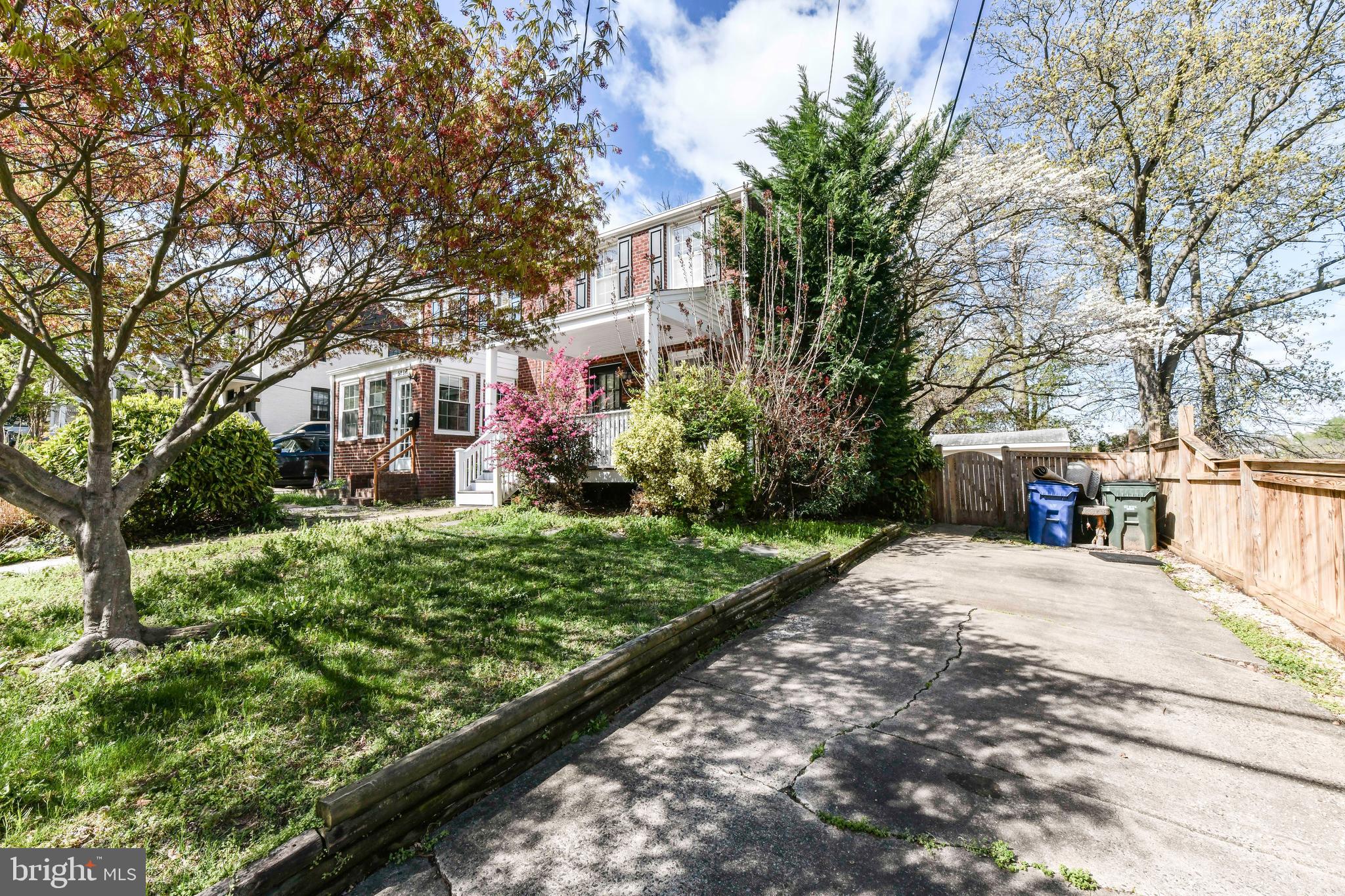 JEFFERSON MANOR - Residential Lease