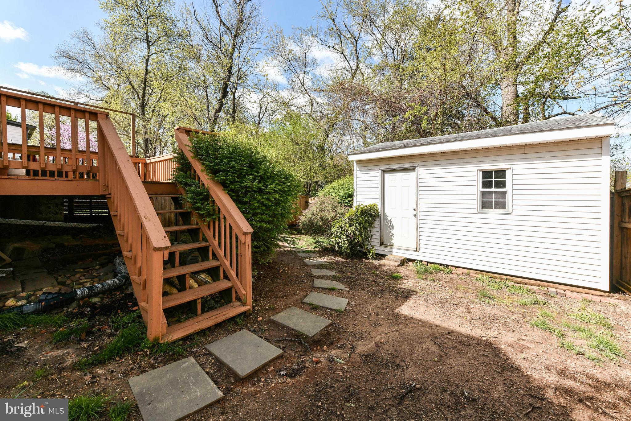 JEFFERSON MANOR - Residential Lease