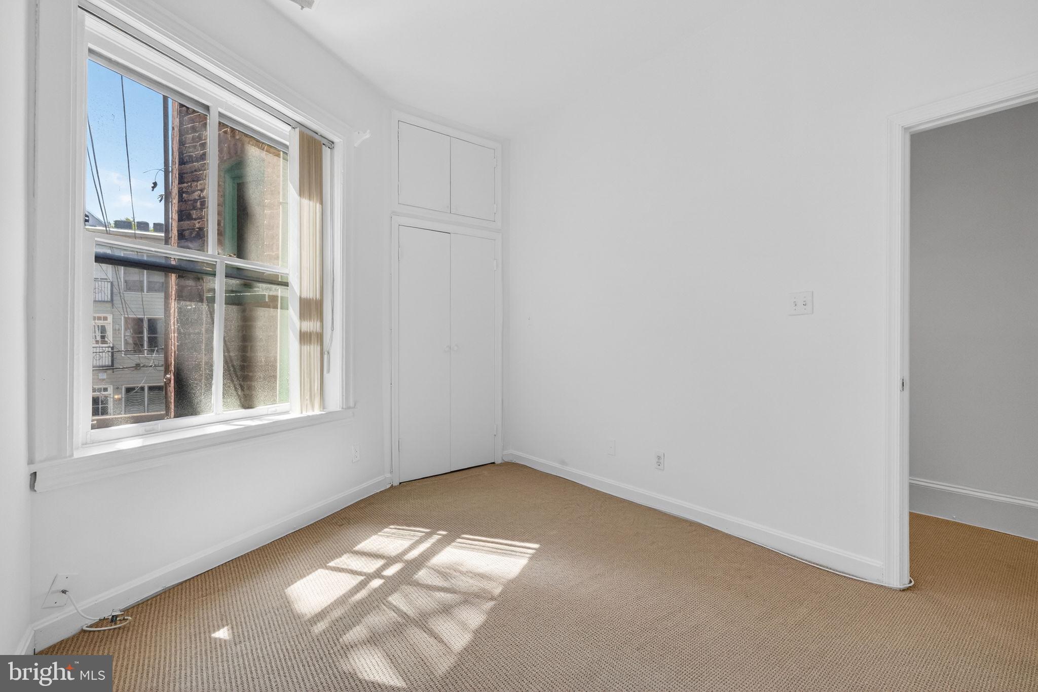 KALORAMA/ADAMS MORGAN - Residential Income