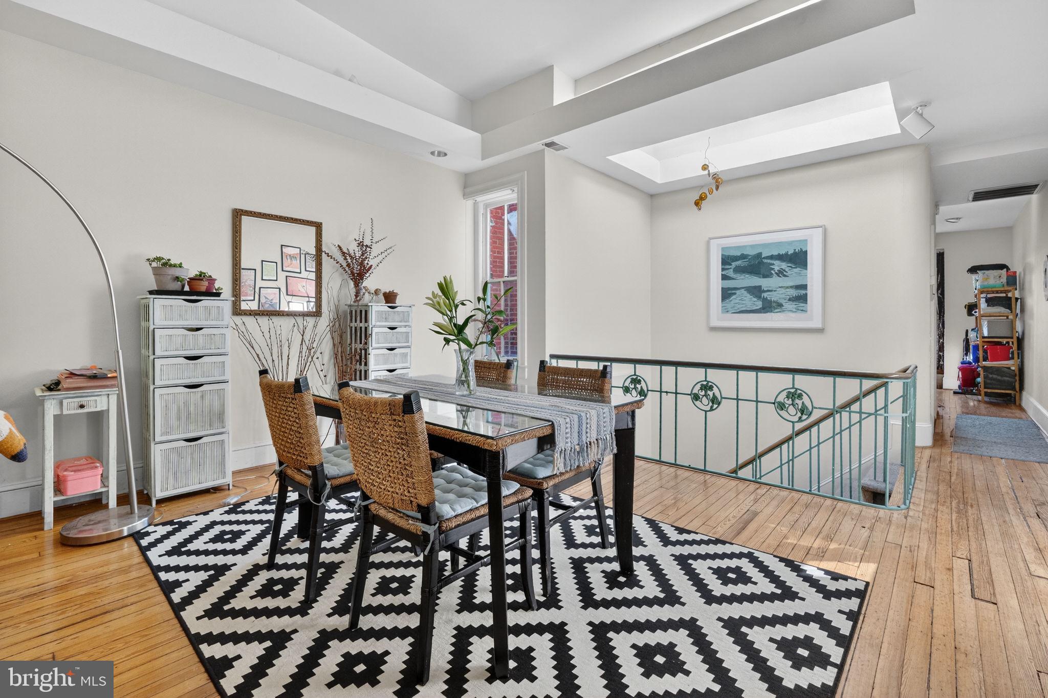 KALORAMA/ADAMS MORGAN - Residential Income