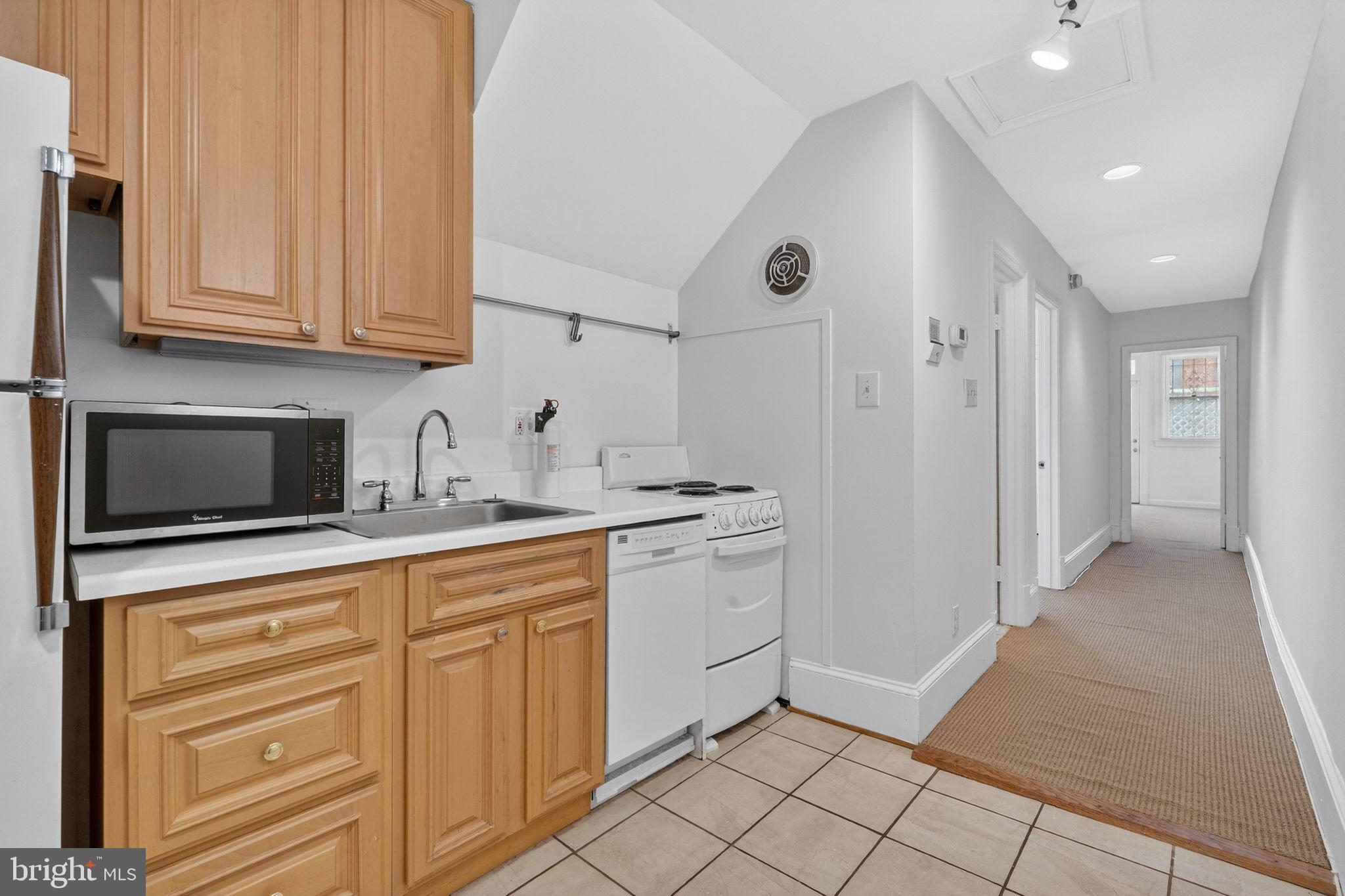 KALORAMA/ADAMS MORGAN - Residential Income