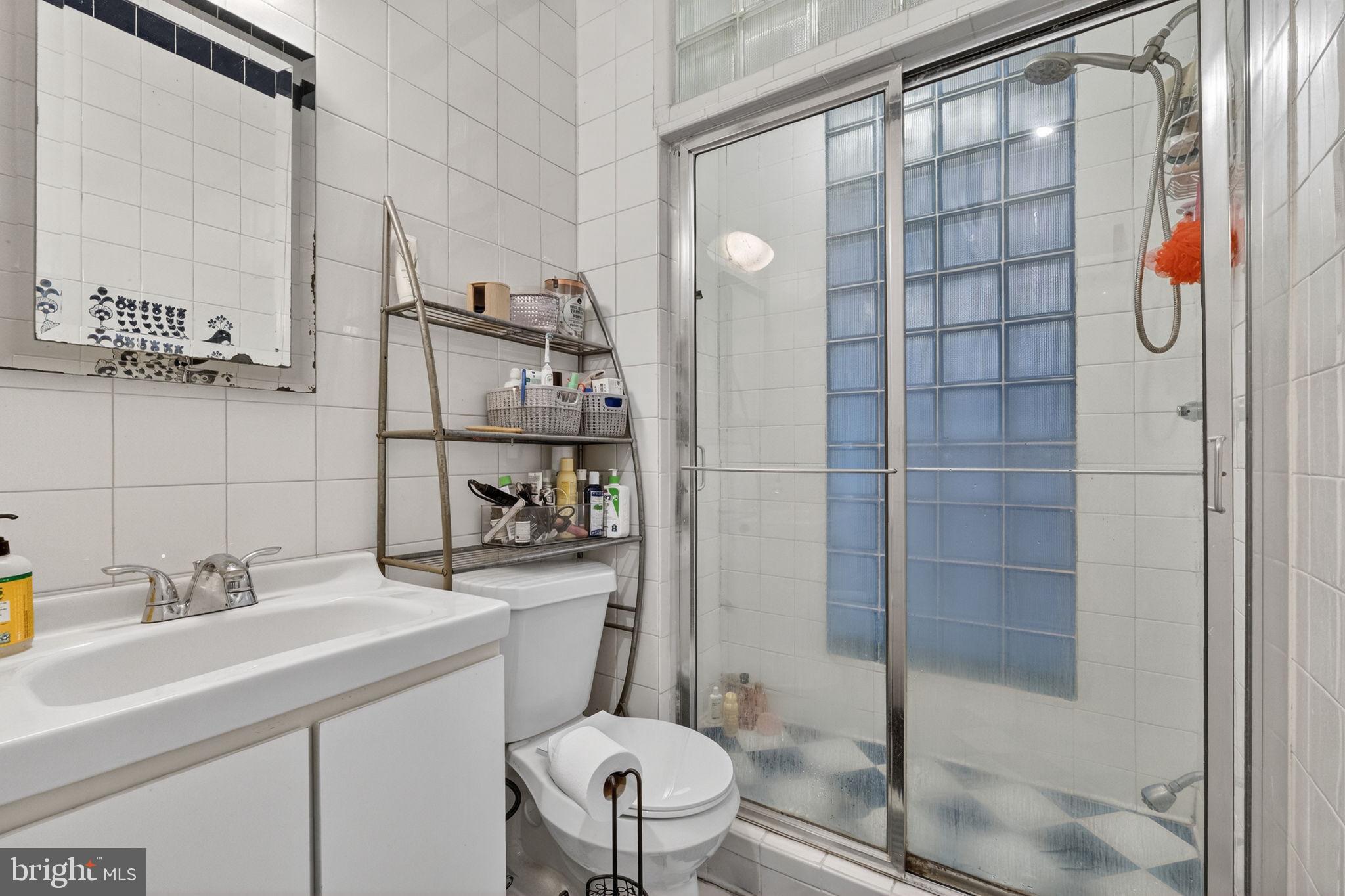 KALORAMA/ADAMS MORGAN - Residential Income