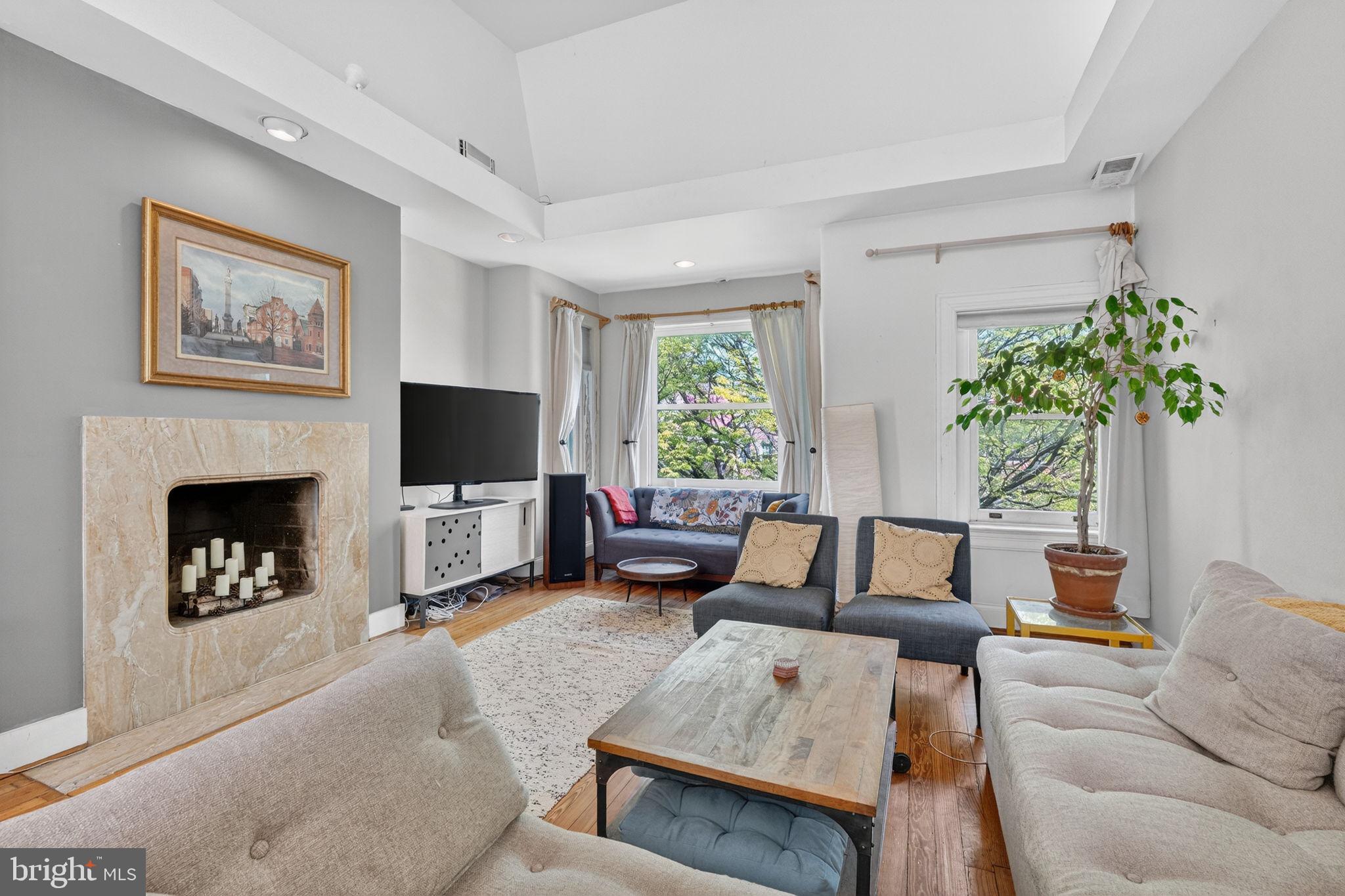 KALORAMA/ADAMS MORGAN - Residential Income