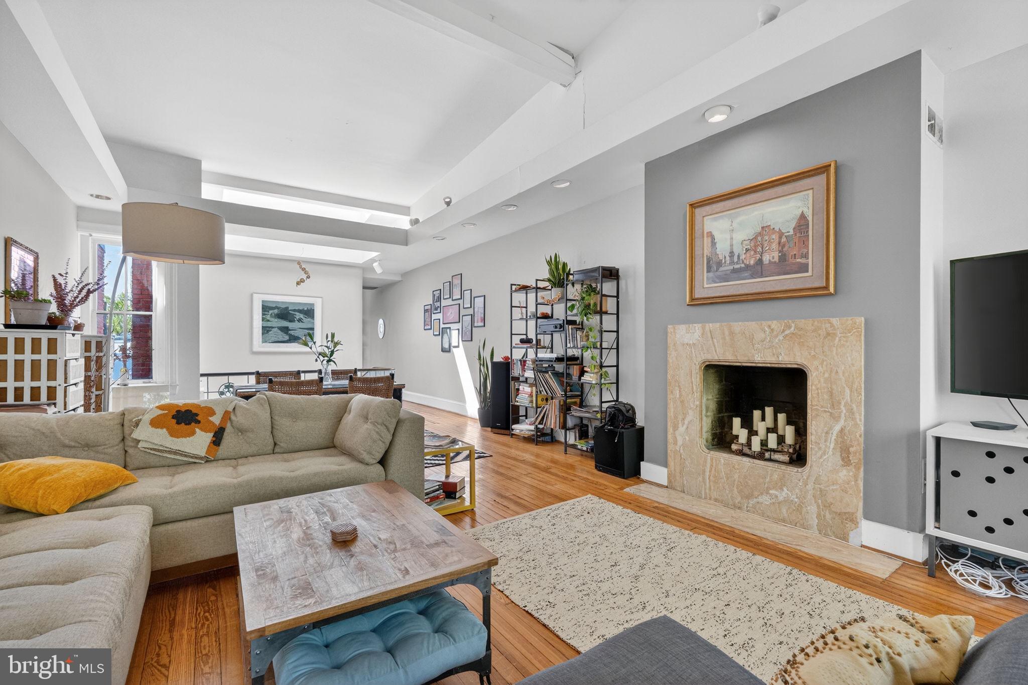 KALORAMA/ADAMS MORGAN - Residential Income
