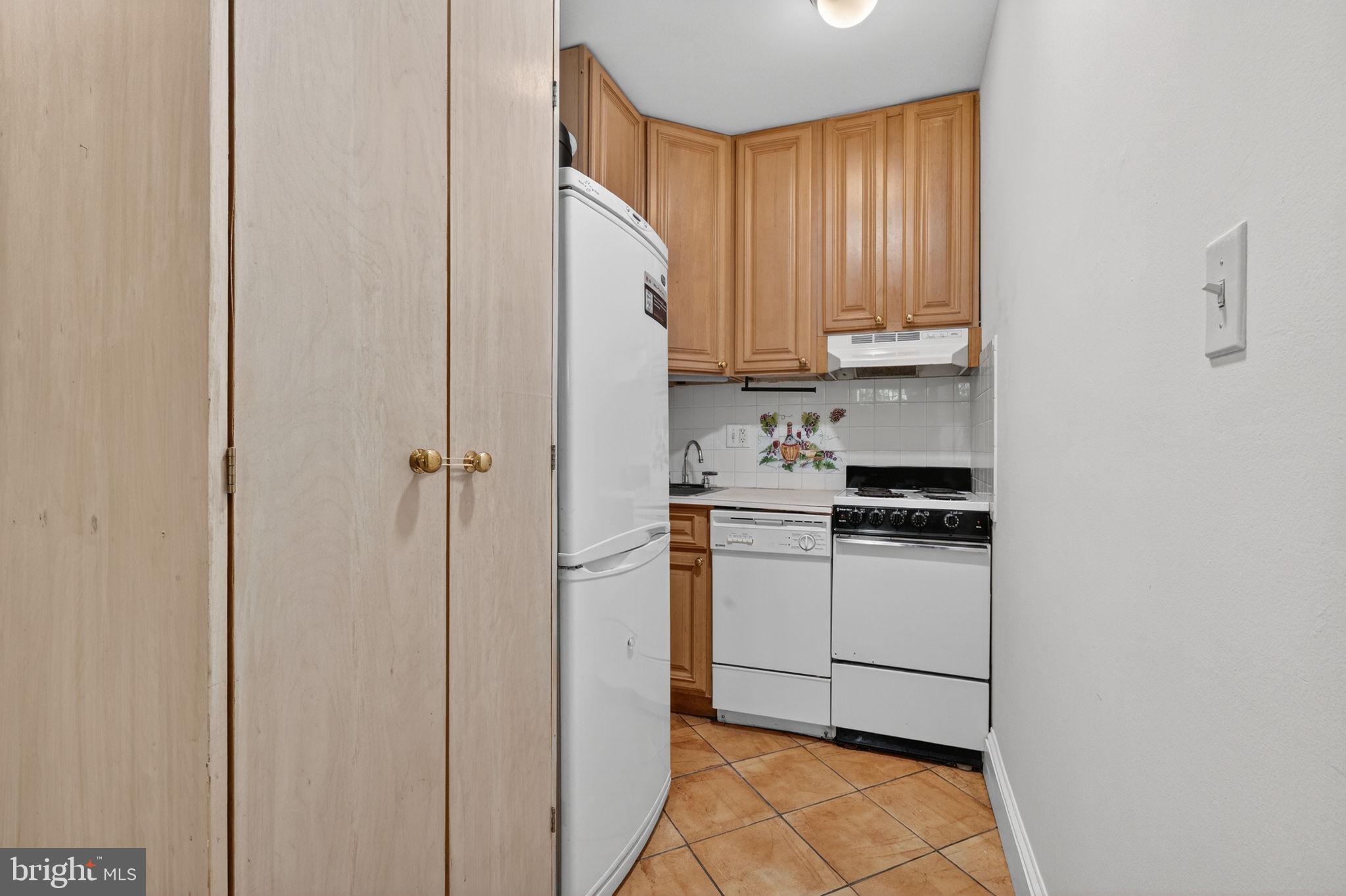 KALORAMA/ADAMS MORGAN - Residential Income