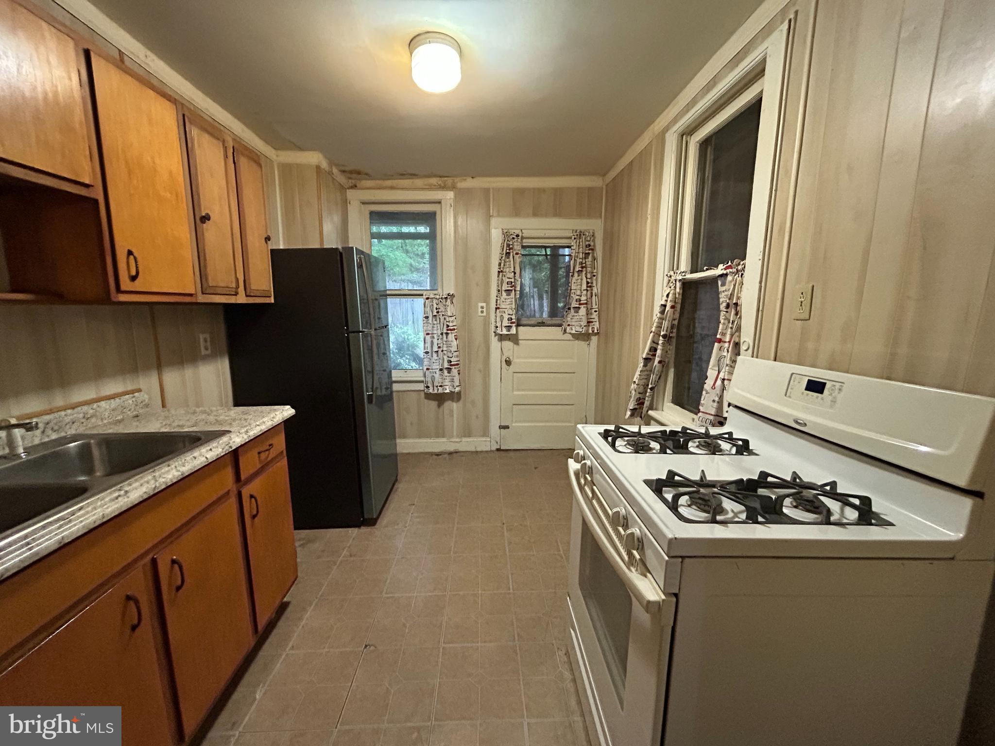 SHAMOKIN - Residential