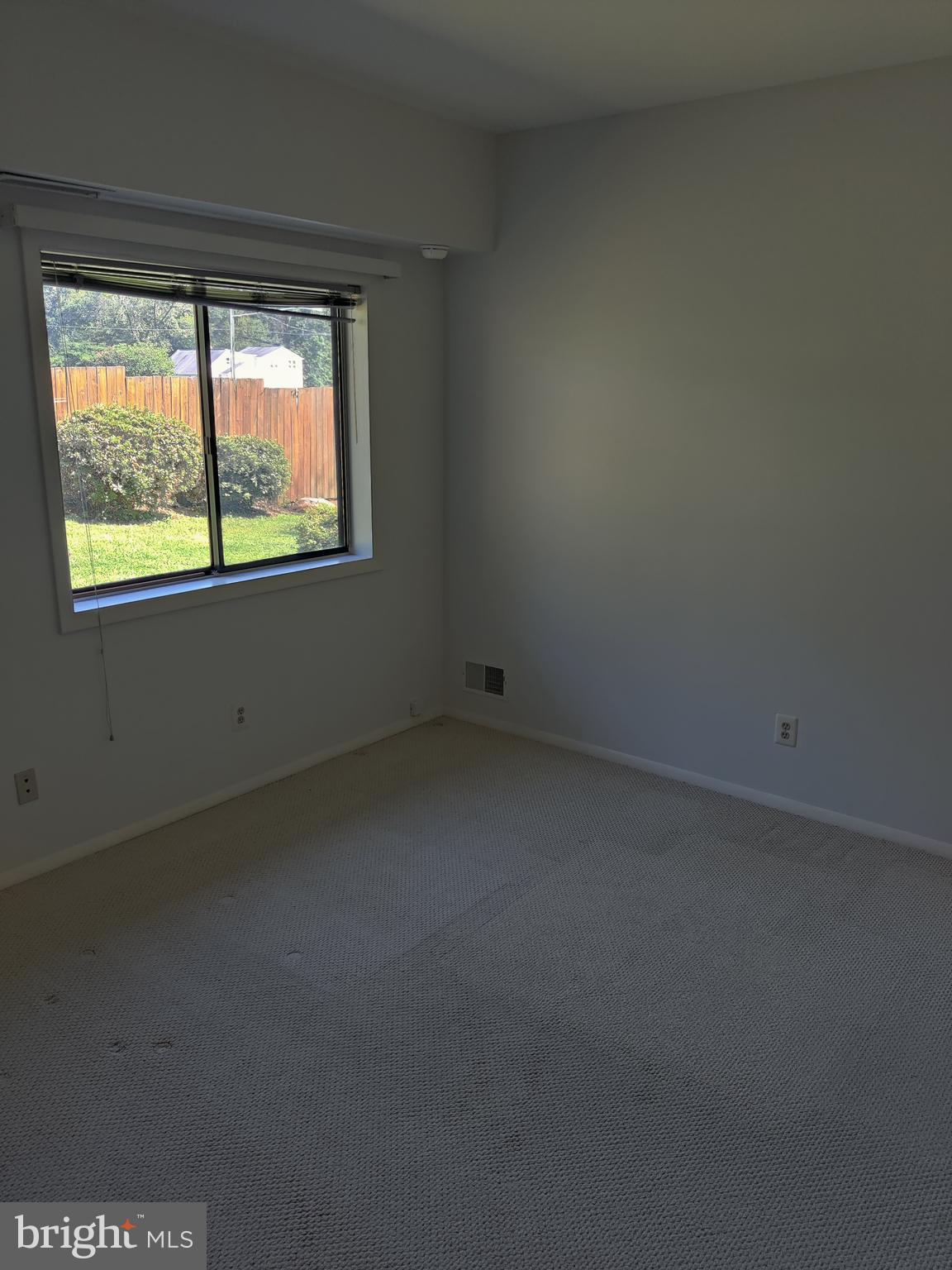 ANNANDALE ACRES - Residential Lease