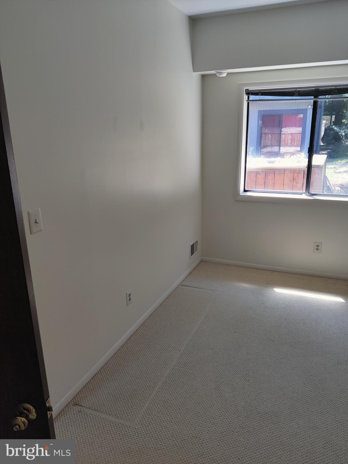 ANNANDALE ACRES - Residential Lease