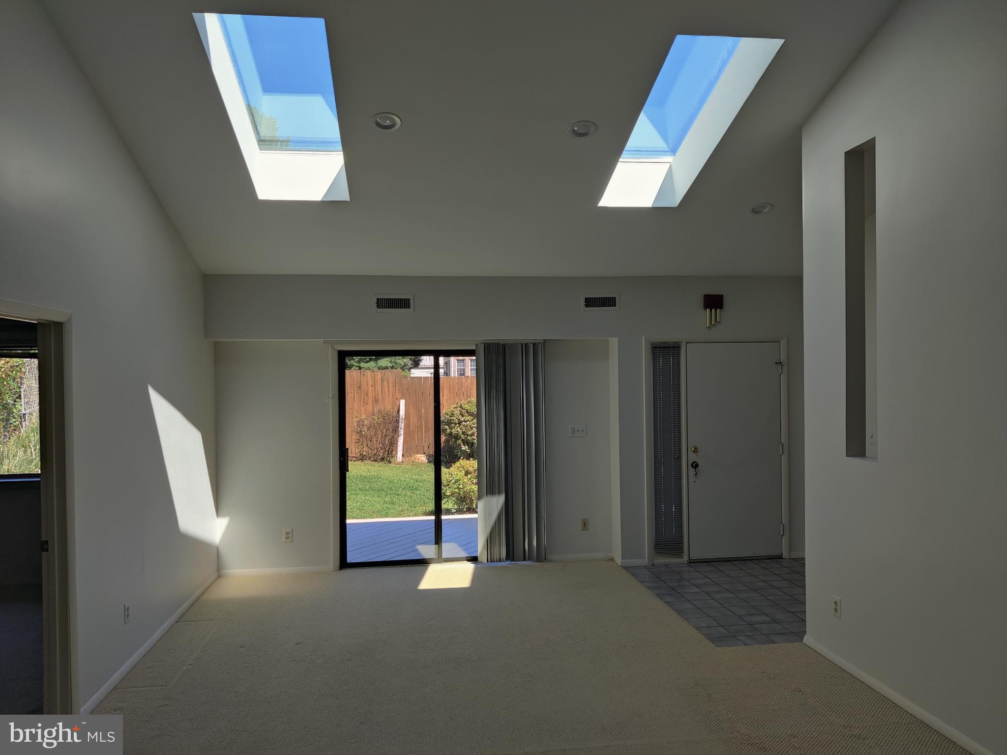 ANNANDALE ACRES - Residential Lease