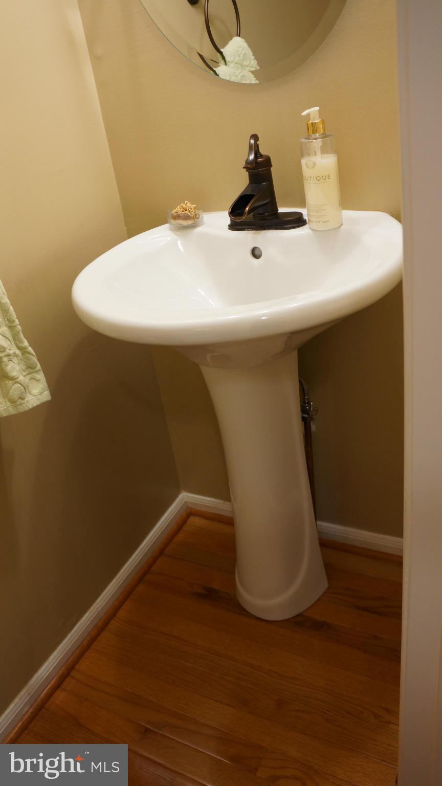 DUFIEF MILL ESTATES - Residential Lease