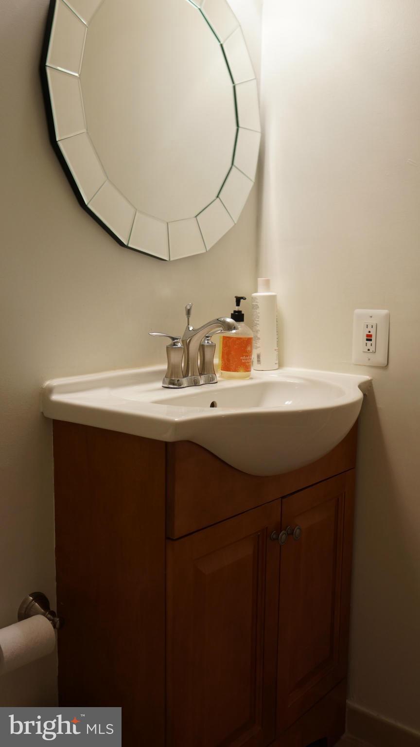 DUFIEF MILL ESTATES - Residential Lease