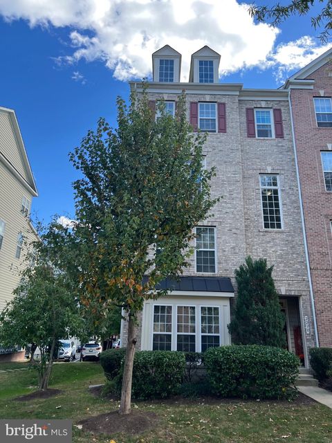 2238 MARGRAF CIRCLE WOODBRIDGE VA 22191