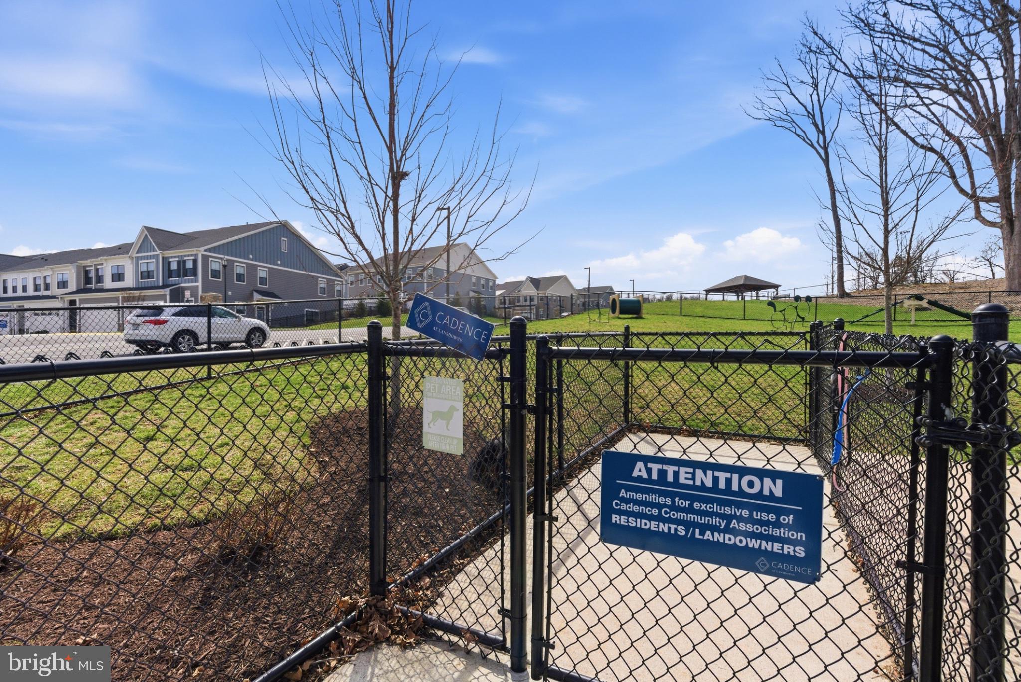 CADENCE AT LANSDOWNE - Residential