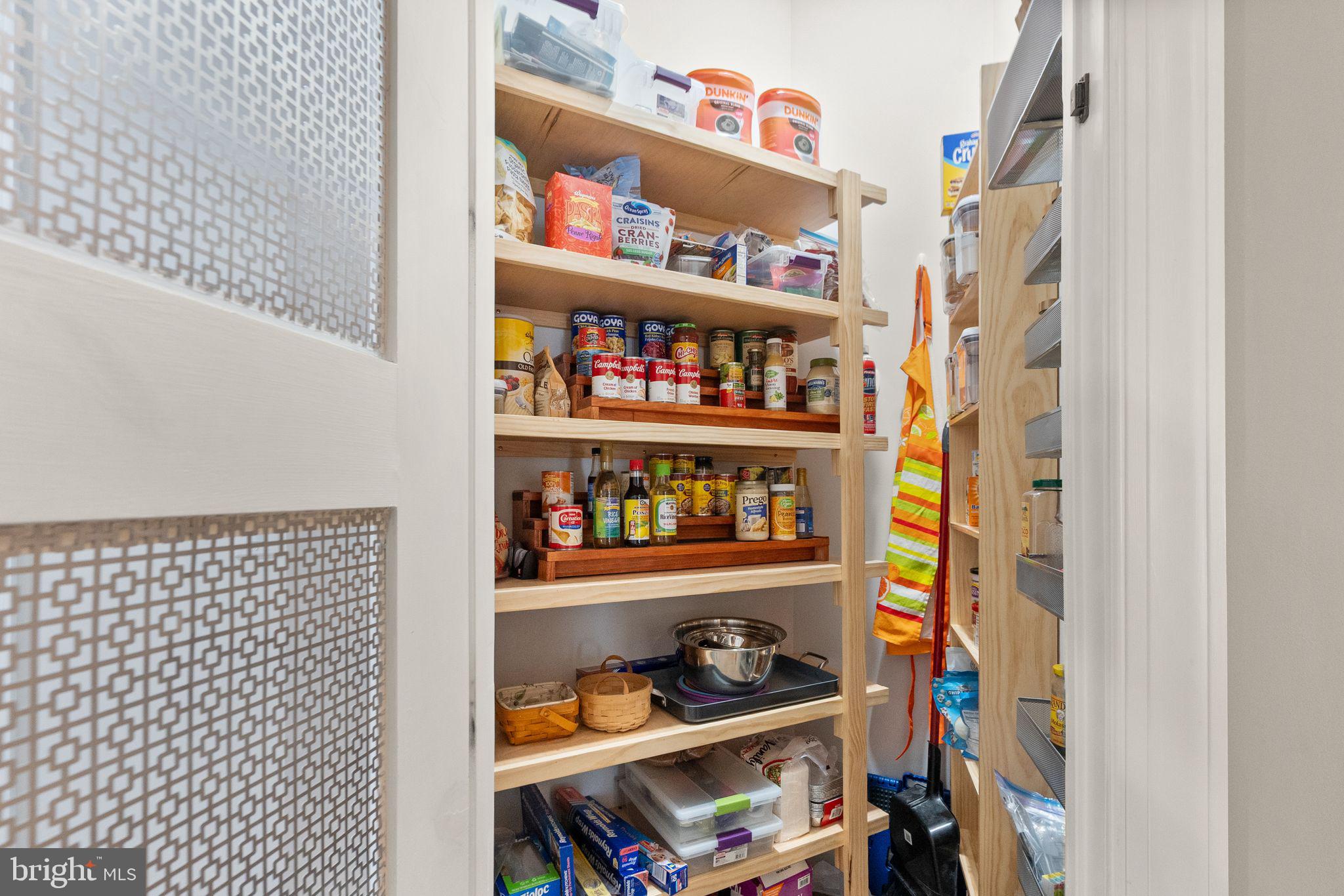 CADENCE AT LANSDOWNE - Residential