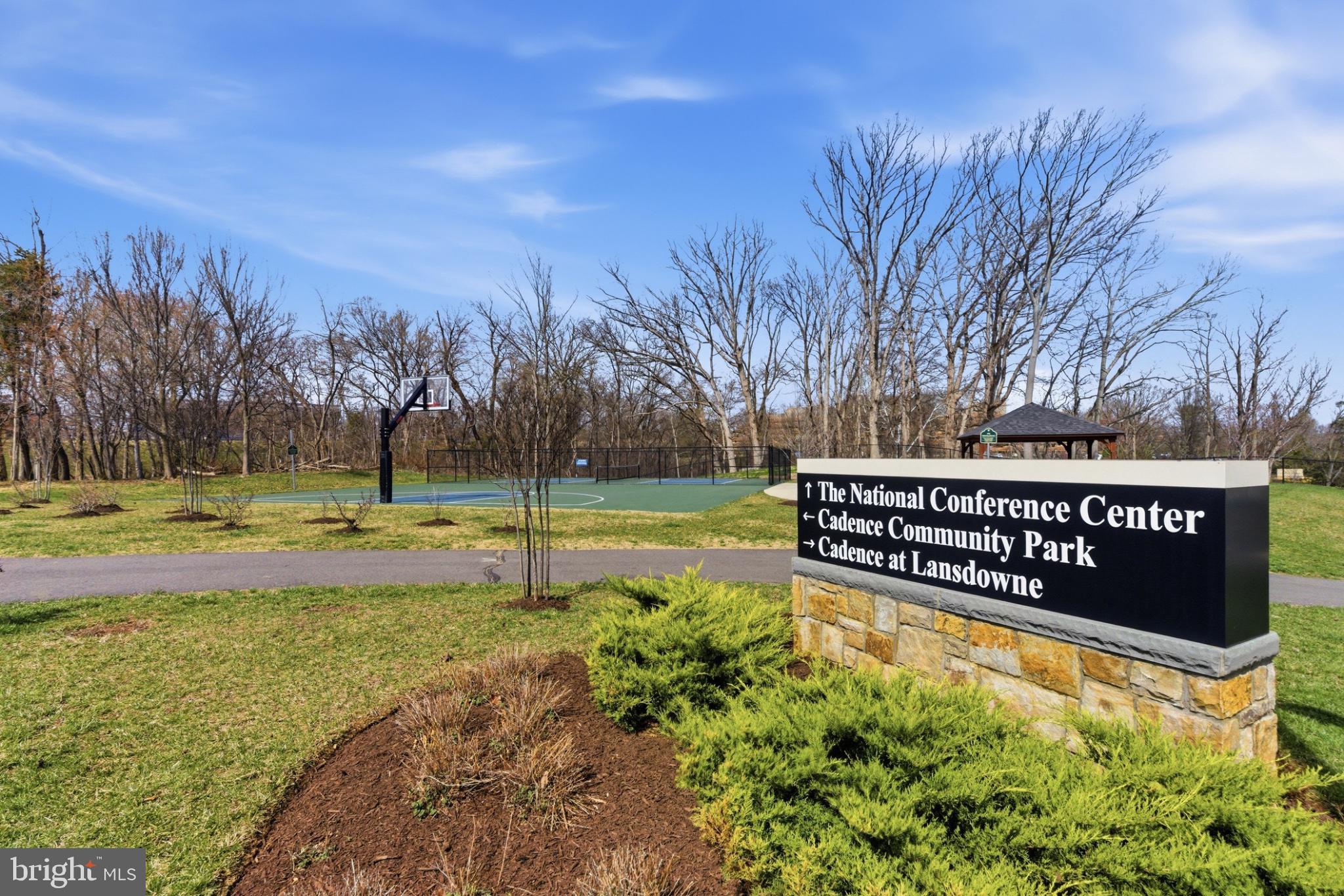 CADENCE AT LANSDOWNE - Residential