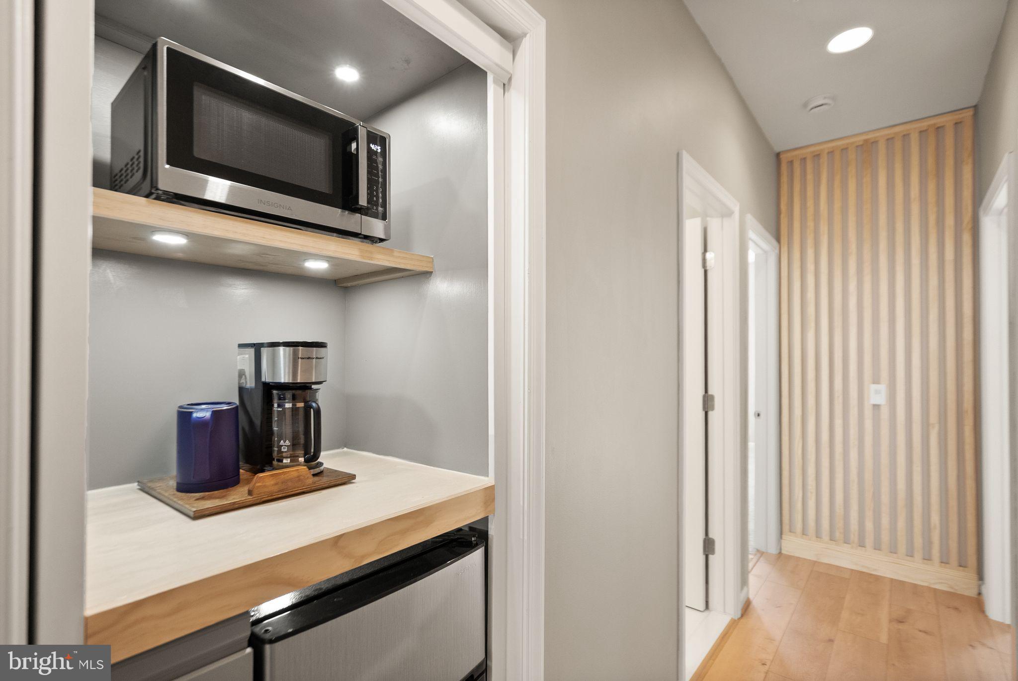 CADENCE AT LANSDOWNE - Residential