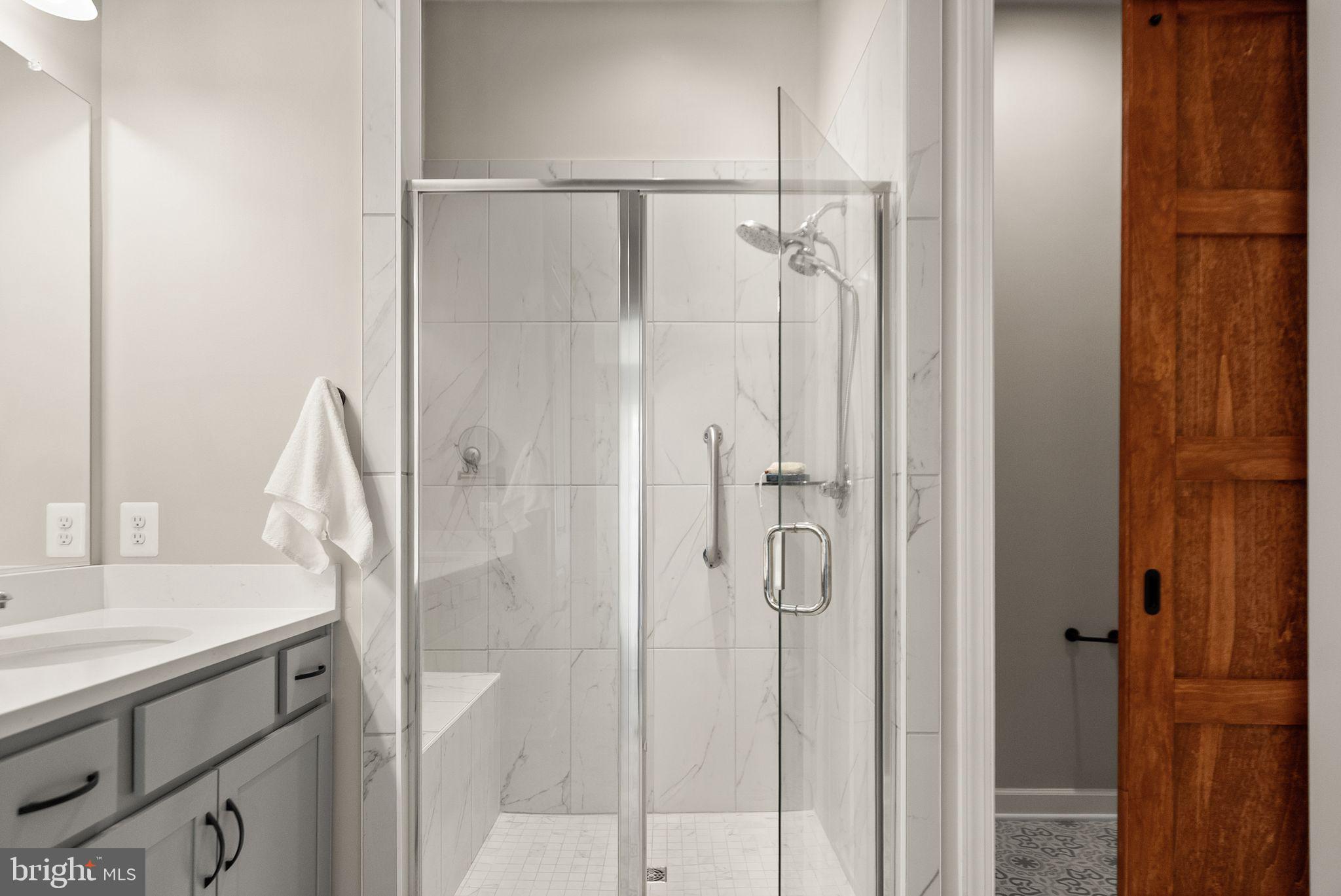 CADENCE AT LANSDOWNE - Residential