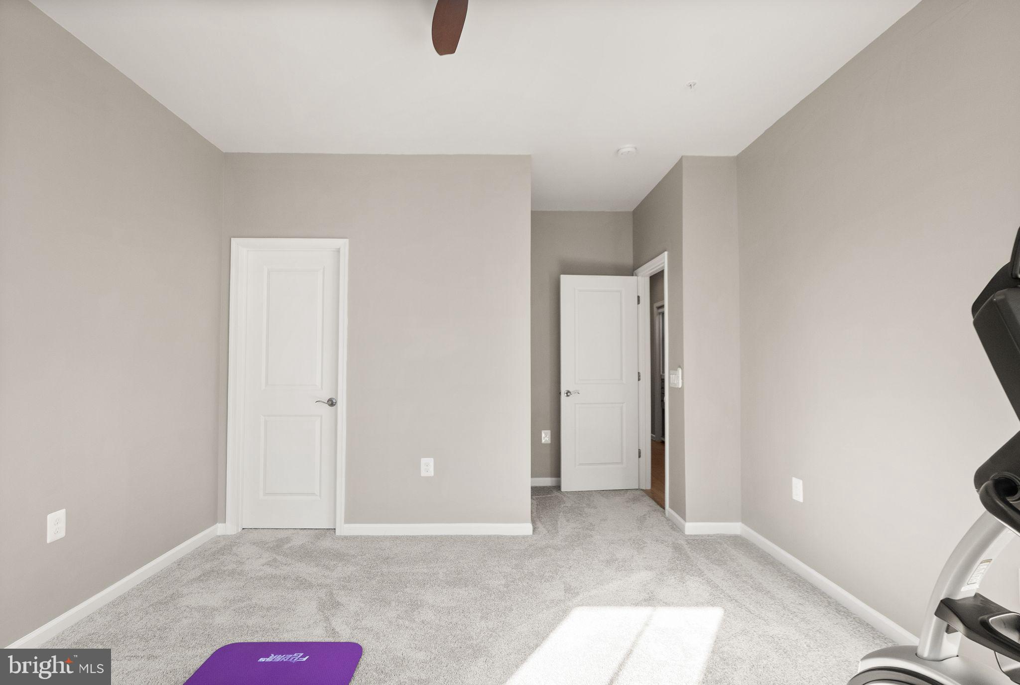 CADENCE AT LANSDOWNE - Residential