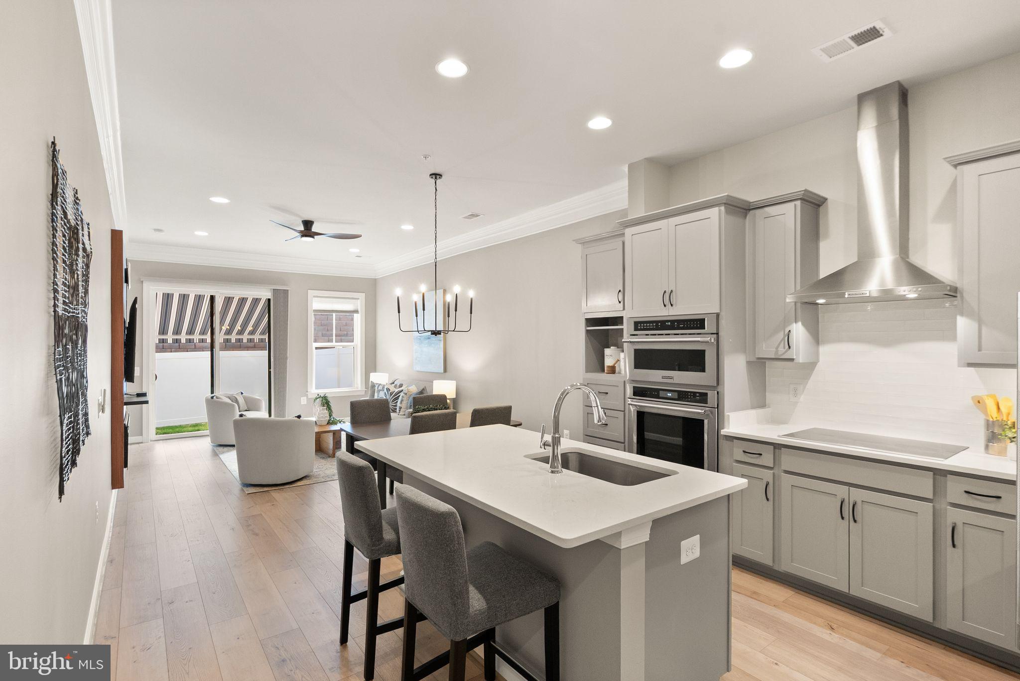 CADENCE AT LANSDOWNE - Residential