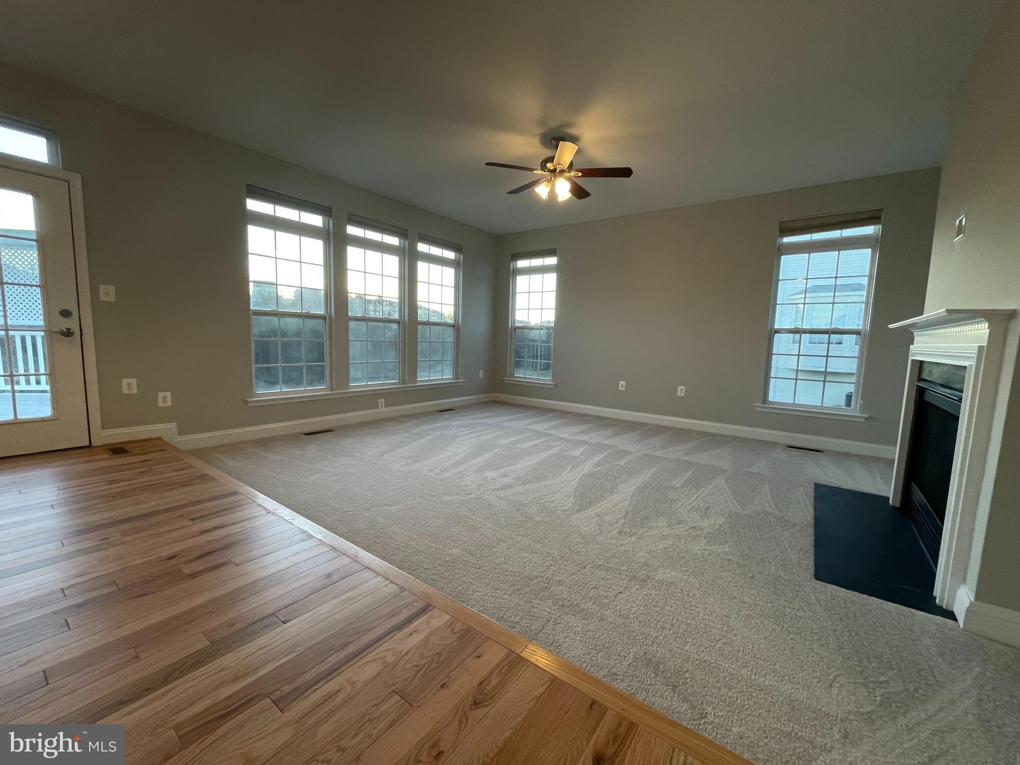 POTOMAC CROSSING - Residential