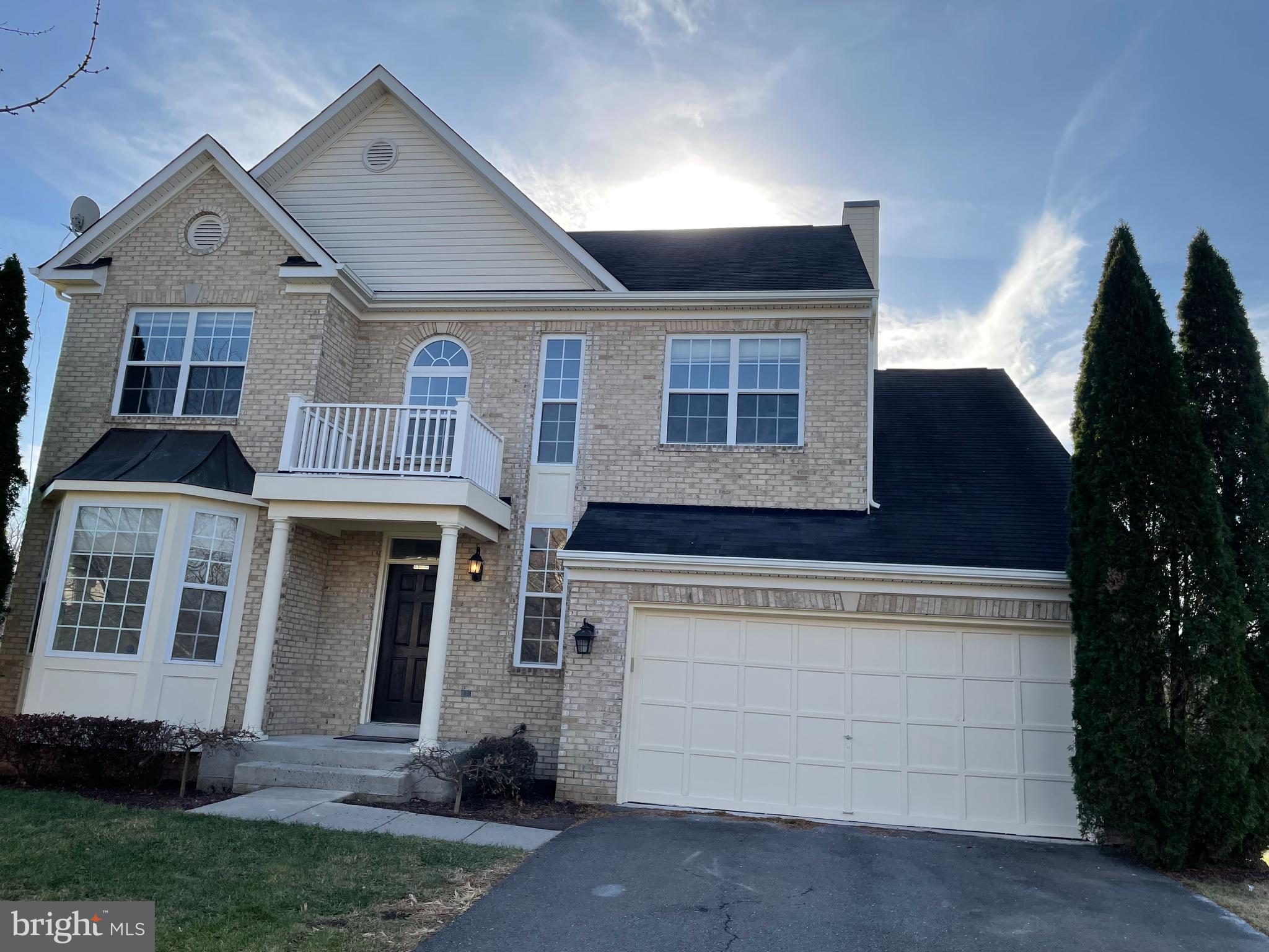 POTOMAC CROSSING - Residential