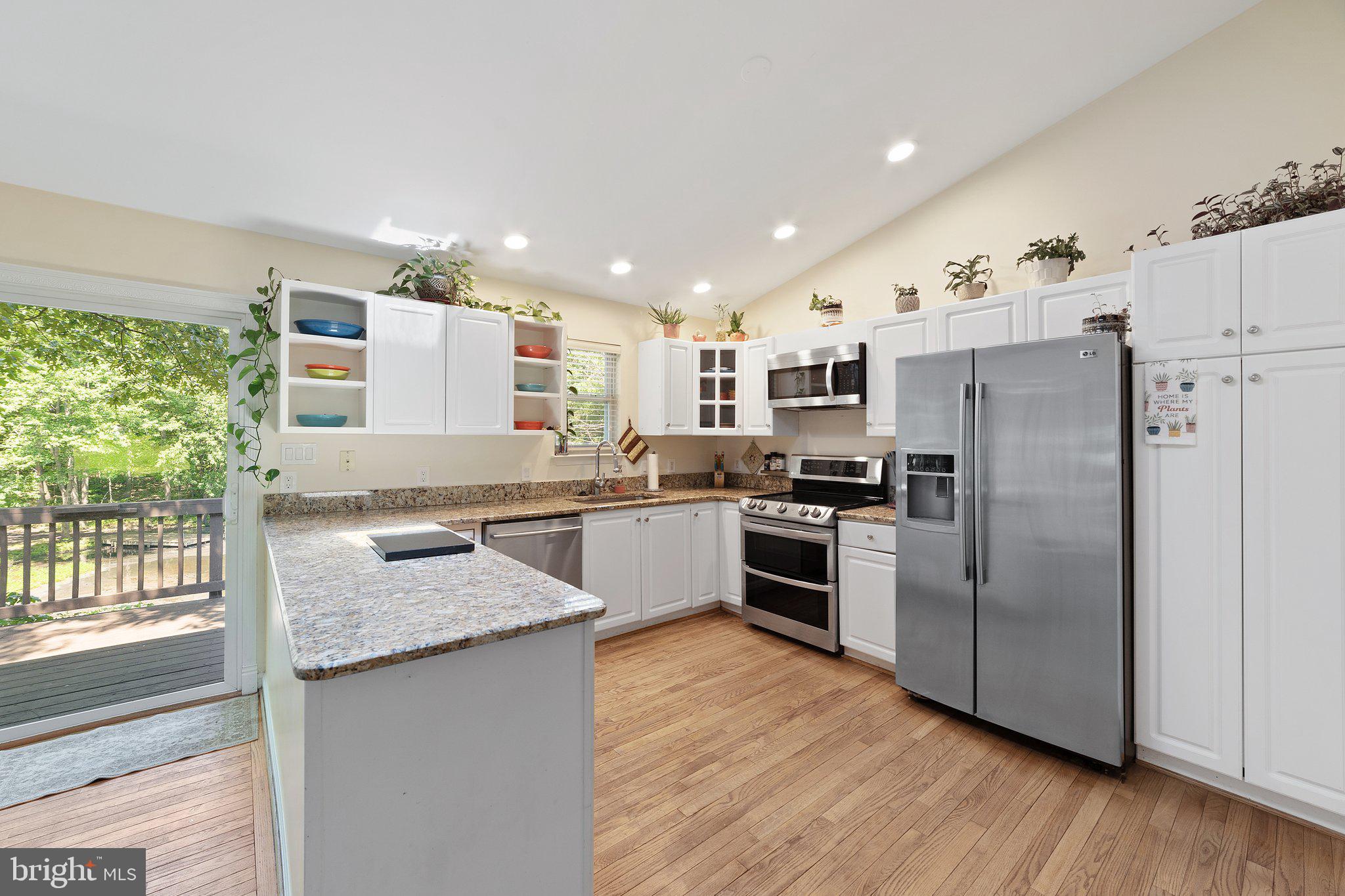 LAKE WILDERNESS - Residential