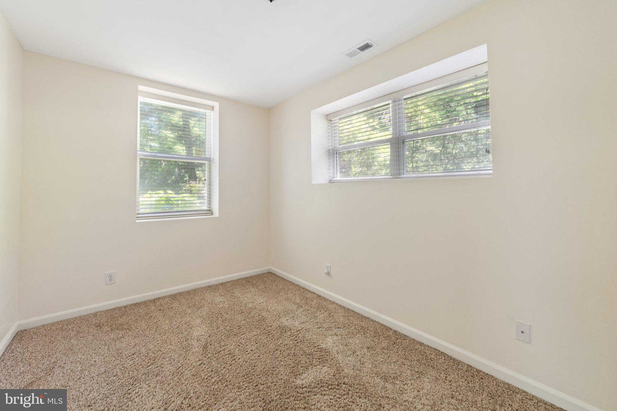 LAKE WILDERNESS - Residential