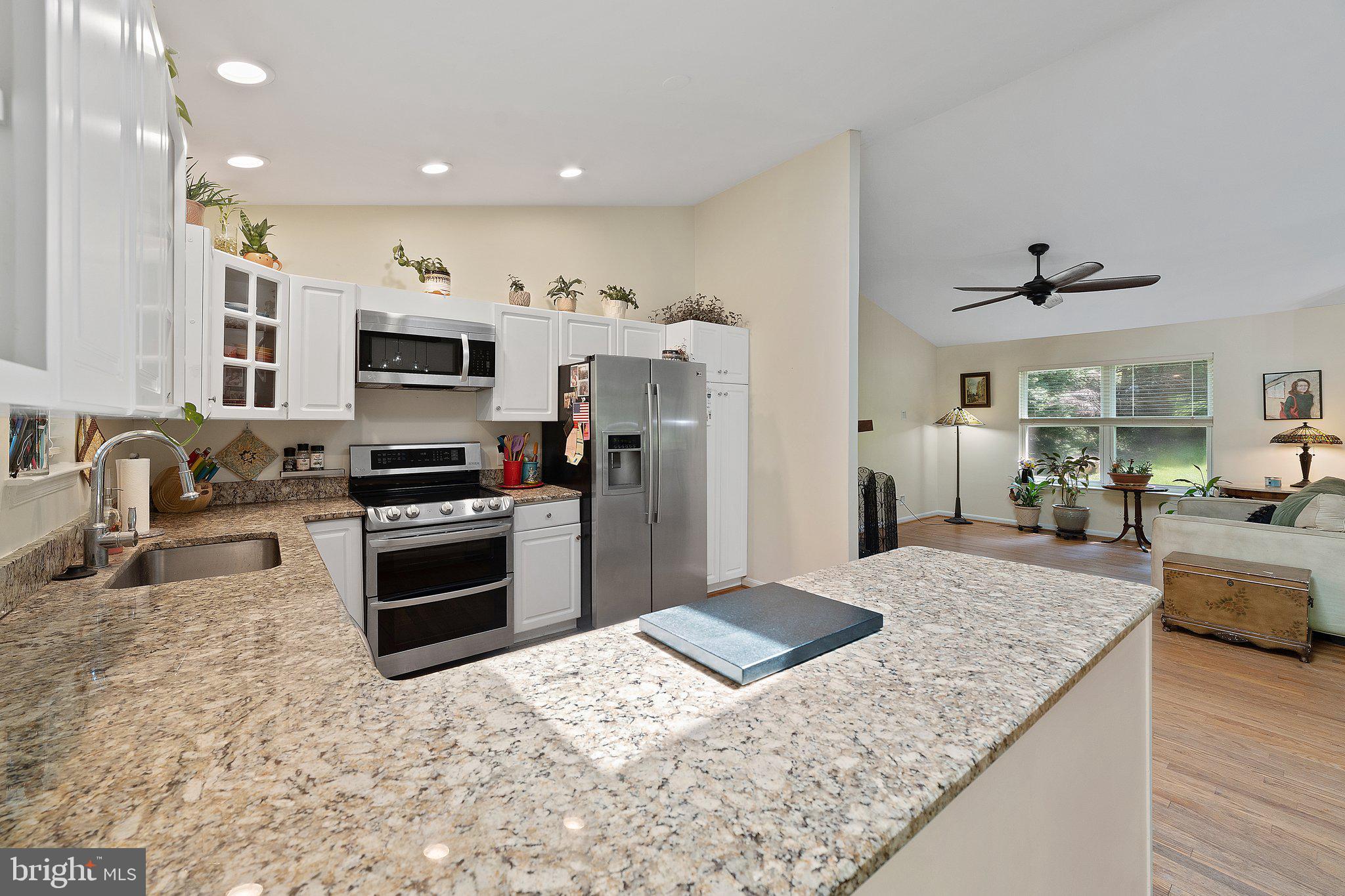 LAKE WILDERNESS - Residential