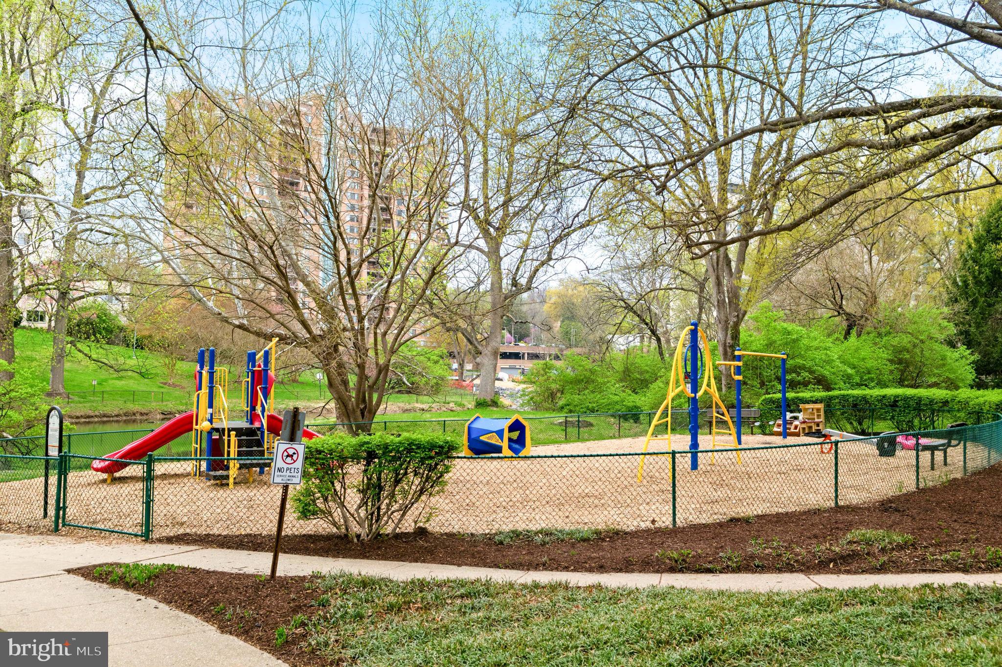 GROSVENOR MEWS - Residential