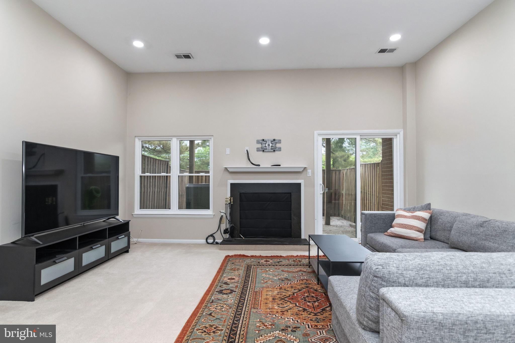 GROSVENOR MEWS - Residential