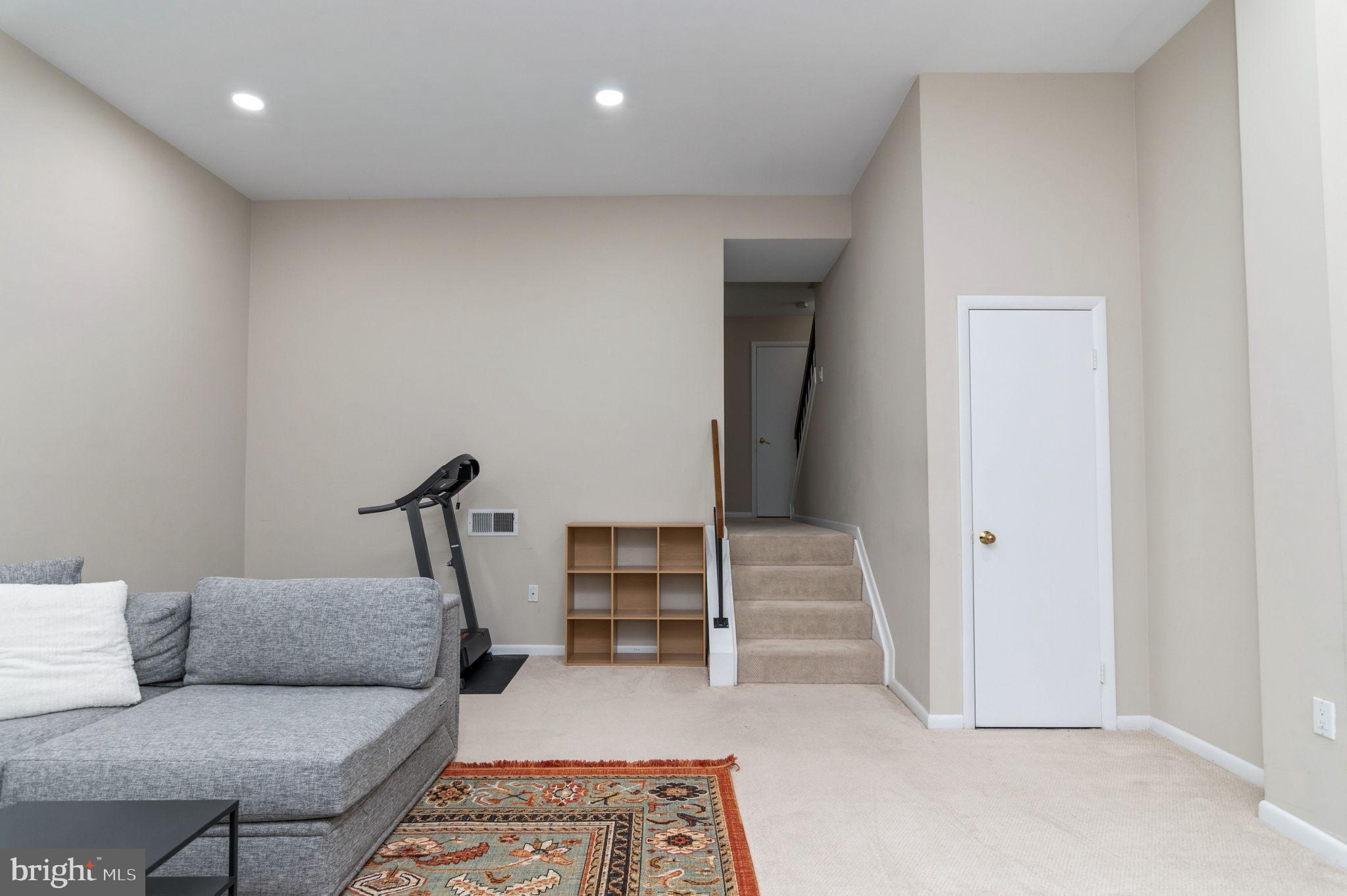 GROSVENOR MEWS - Residential