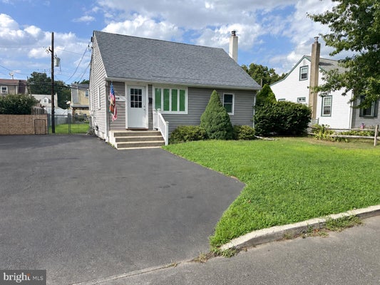 3519 CARNARVON AVE, BRISTOL, PA 19007 - Image e11ca9359aed55366e2c6ecc88771d8f/2723665331