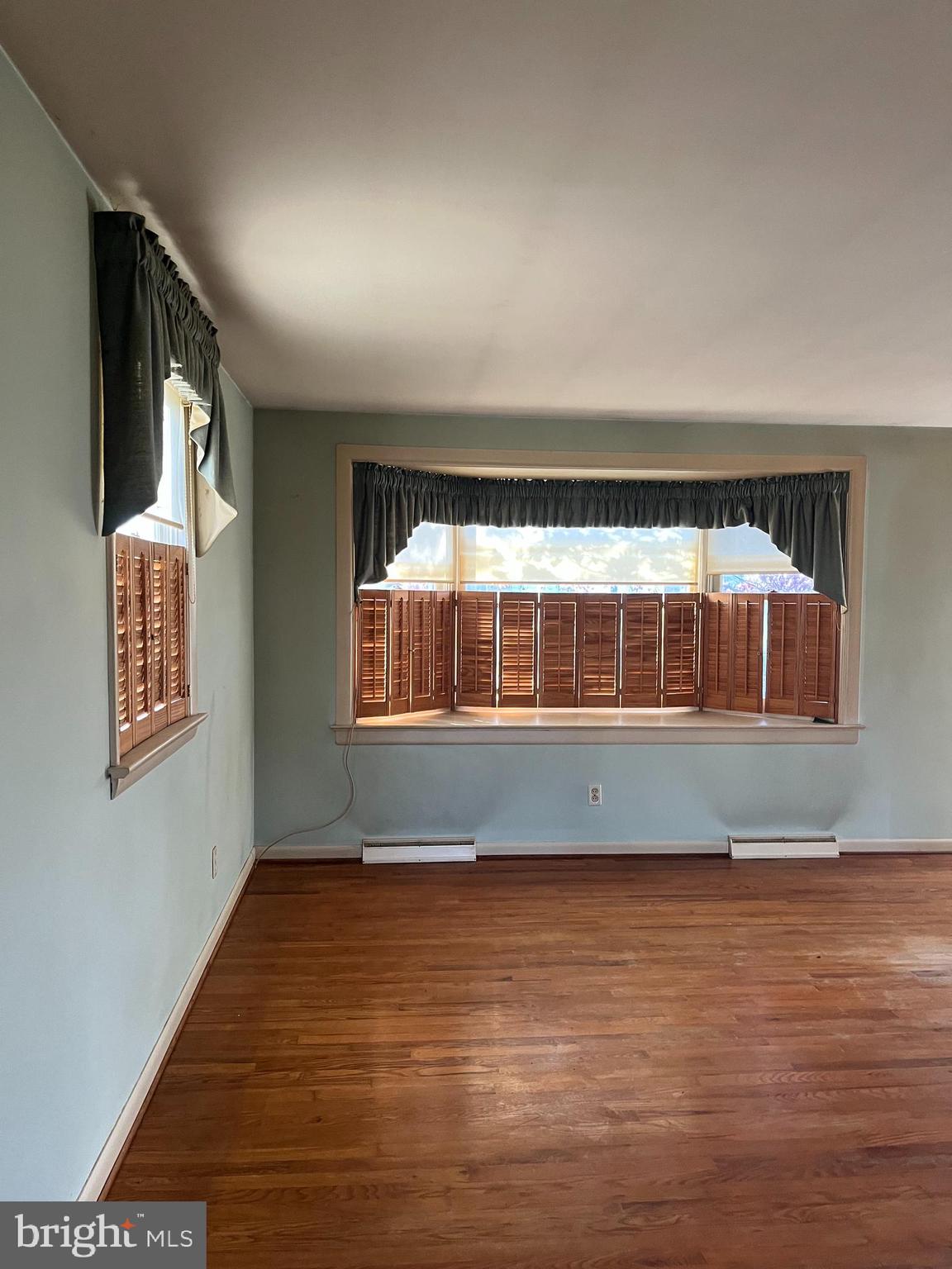 MONTGOMERY MEADOWS - Residential