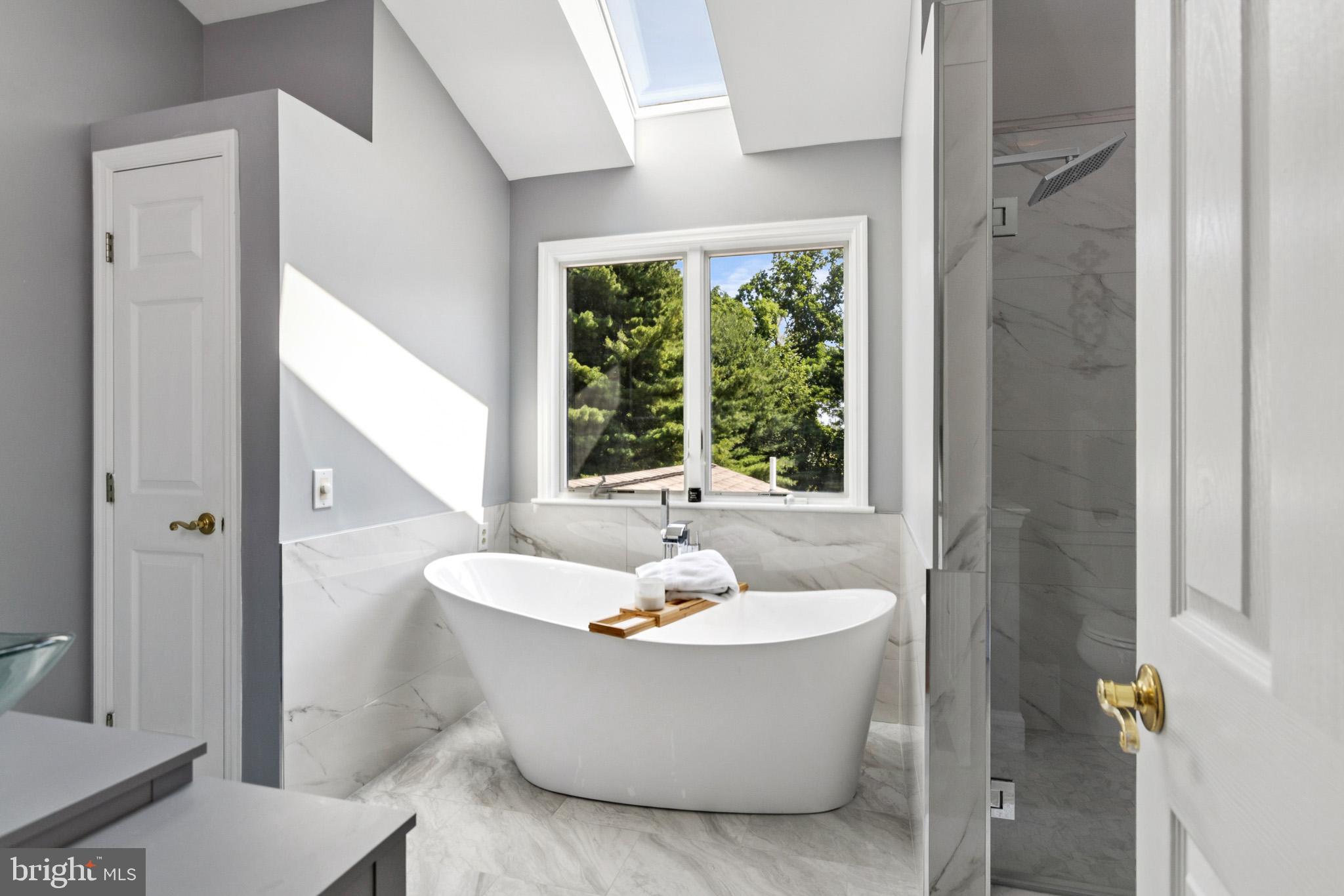 SYCAMORE LANE - Residential