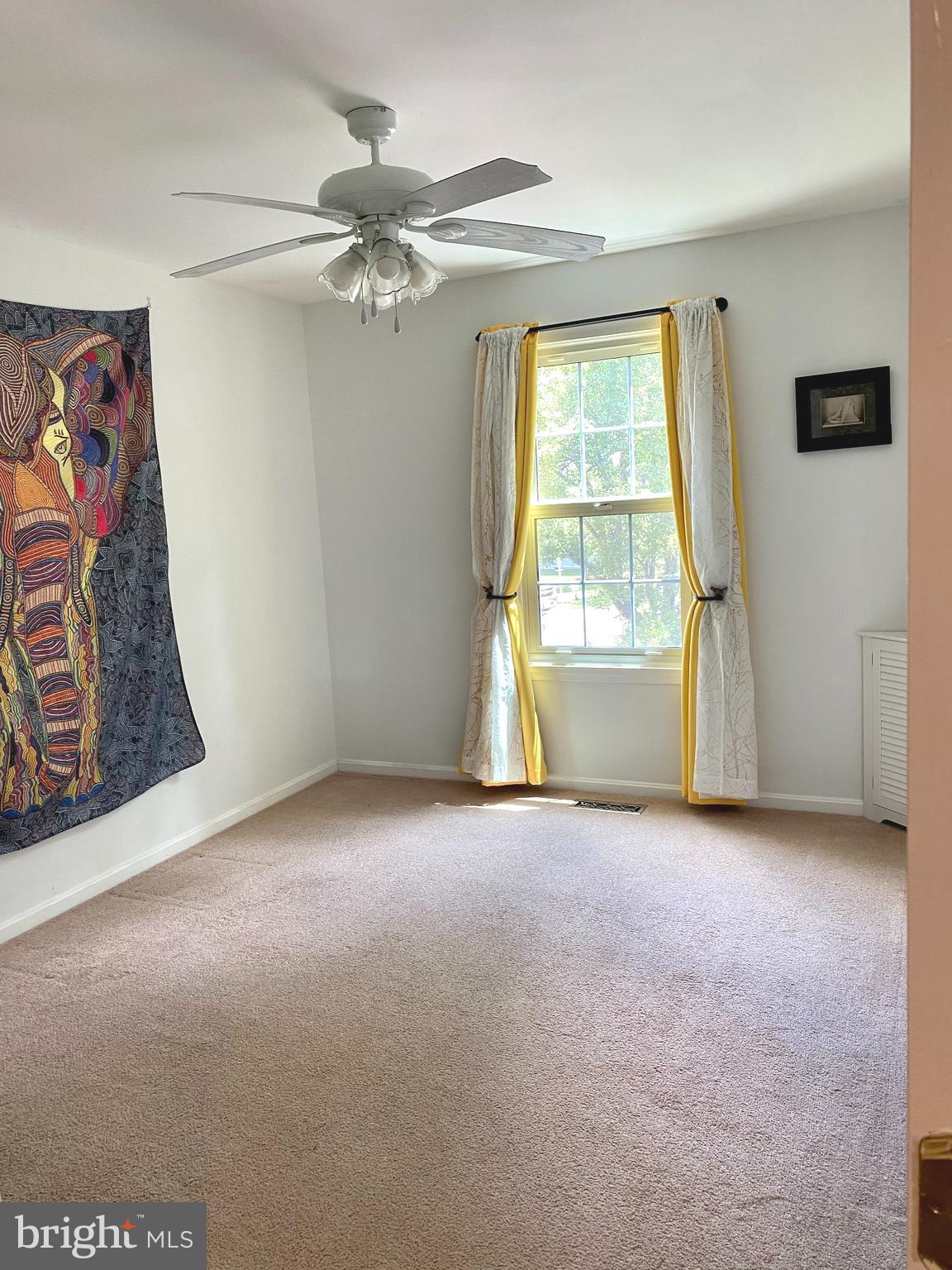 DORCHESTER - ST. CHARLES - Residential Lease