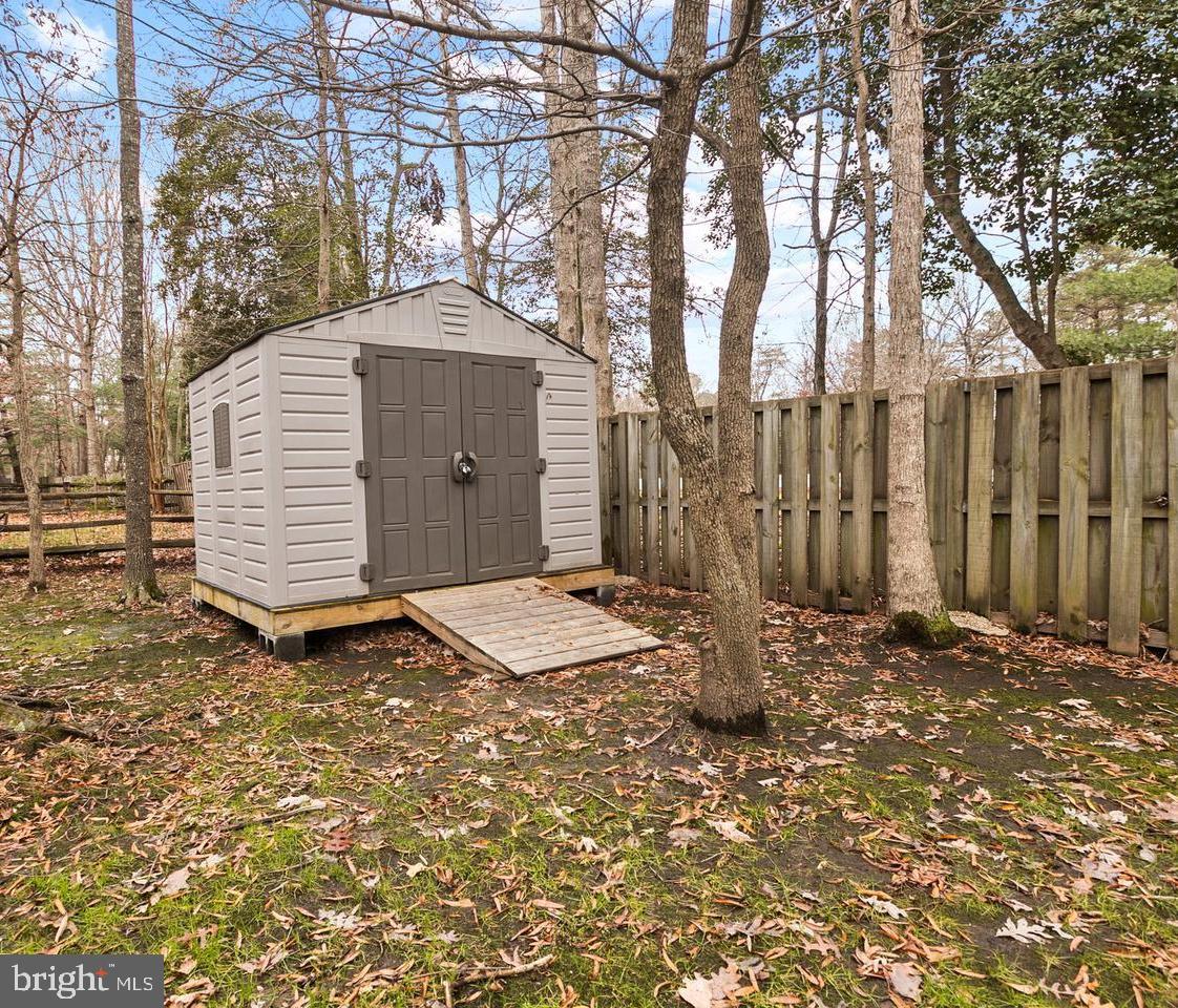 DORCHESTER - ST. CHARLES - Residential Lease