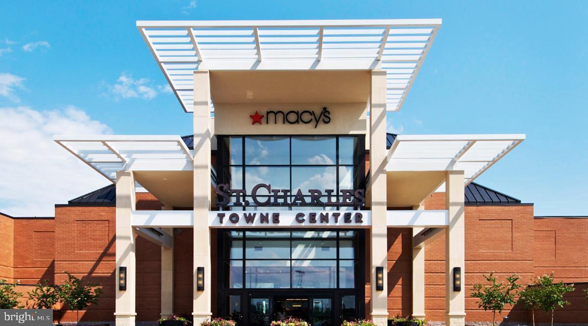 DORCHESTER - ST. CHARLES - Residential Lease