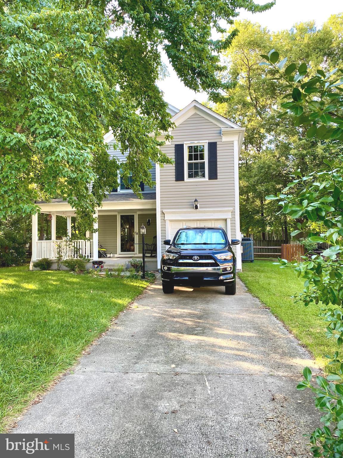 DORCHESTER - ST. CHARLES - Residential Lease