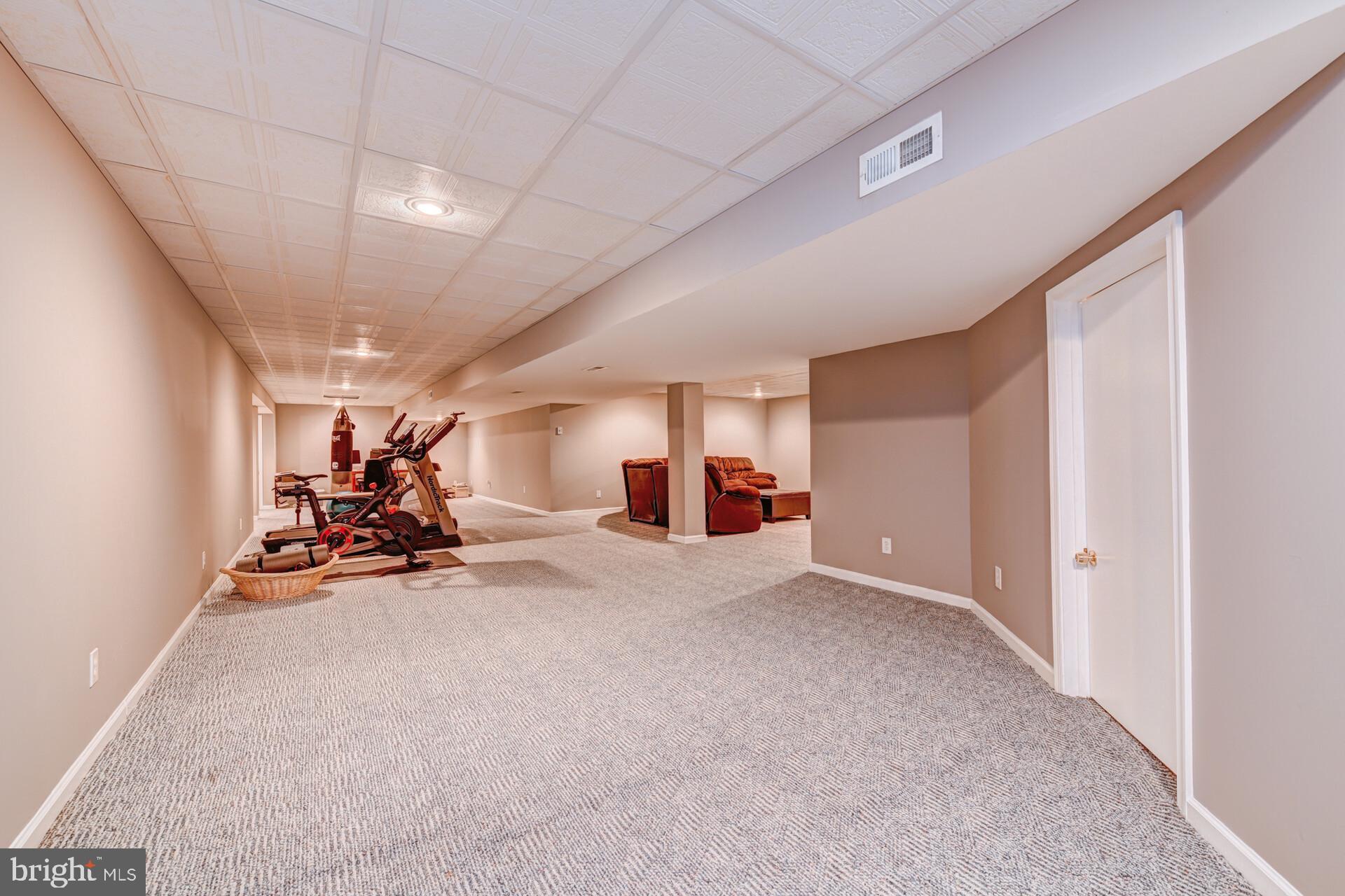 PEAKE FARM - Residential