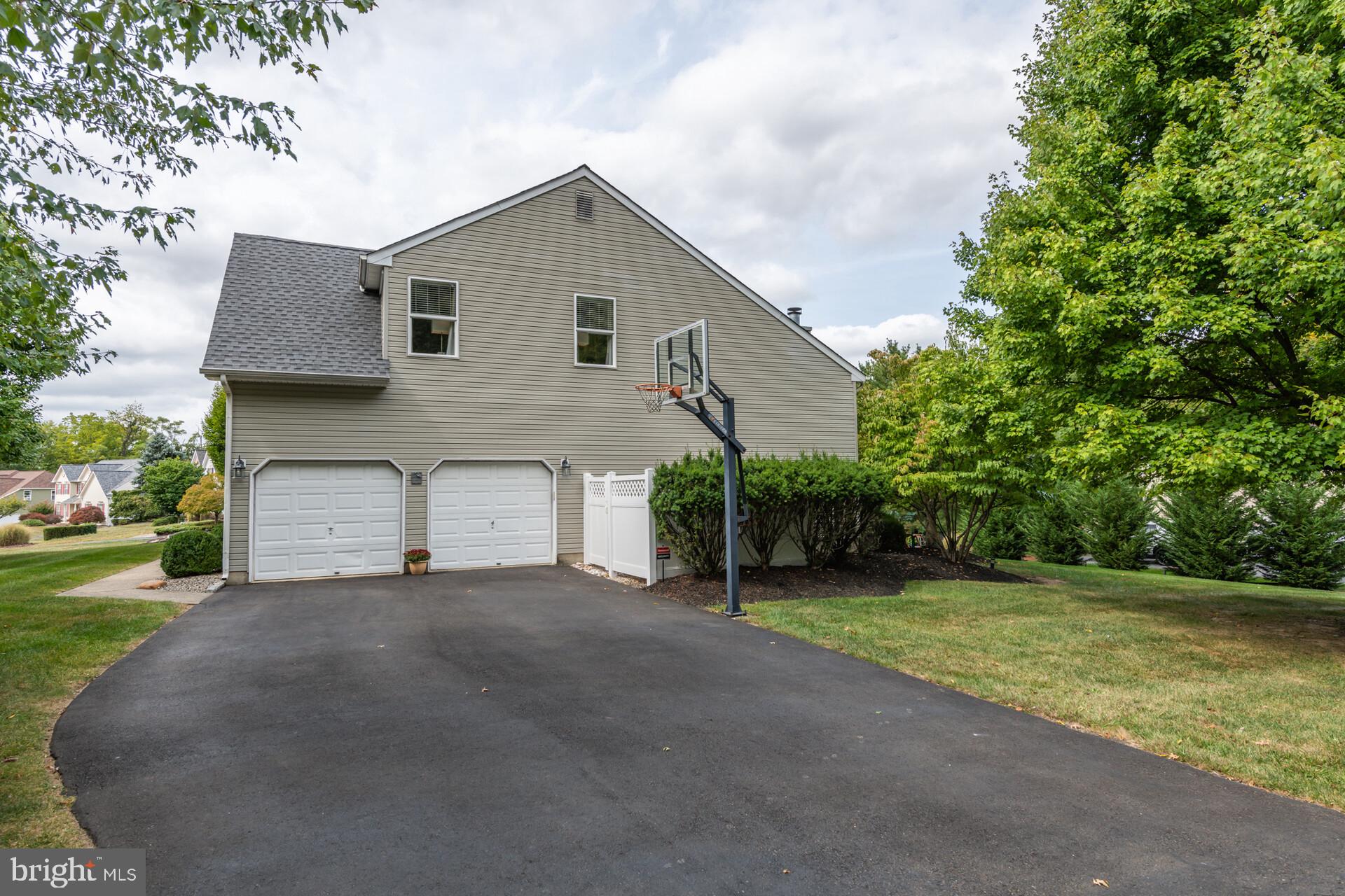 PEAKE FARM - Residential