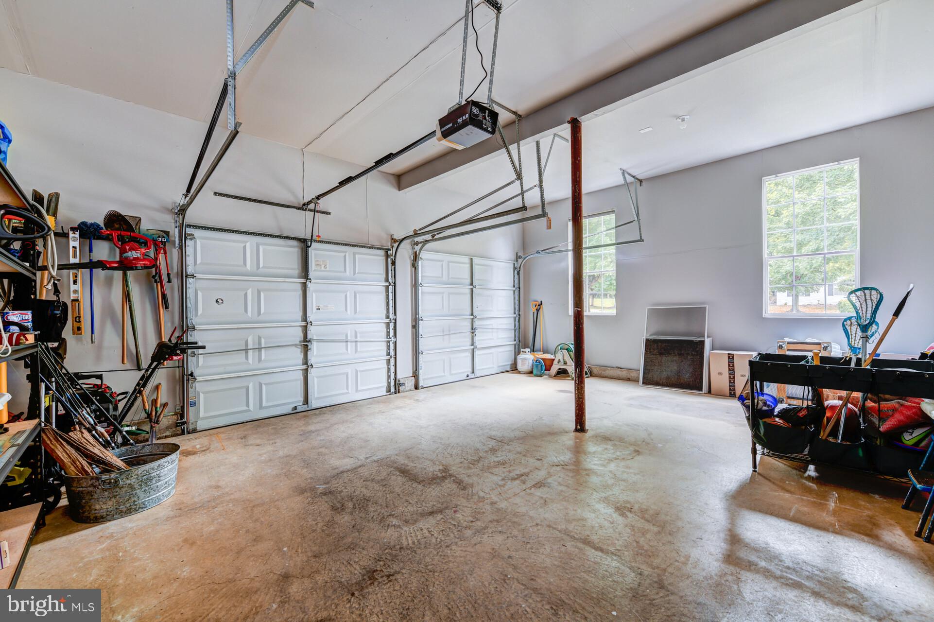 PEAKE FARM - Residential